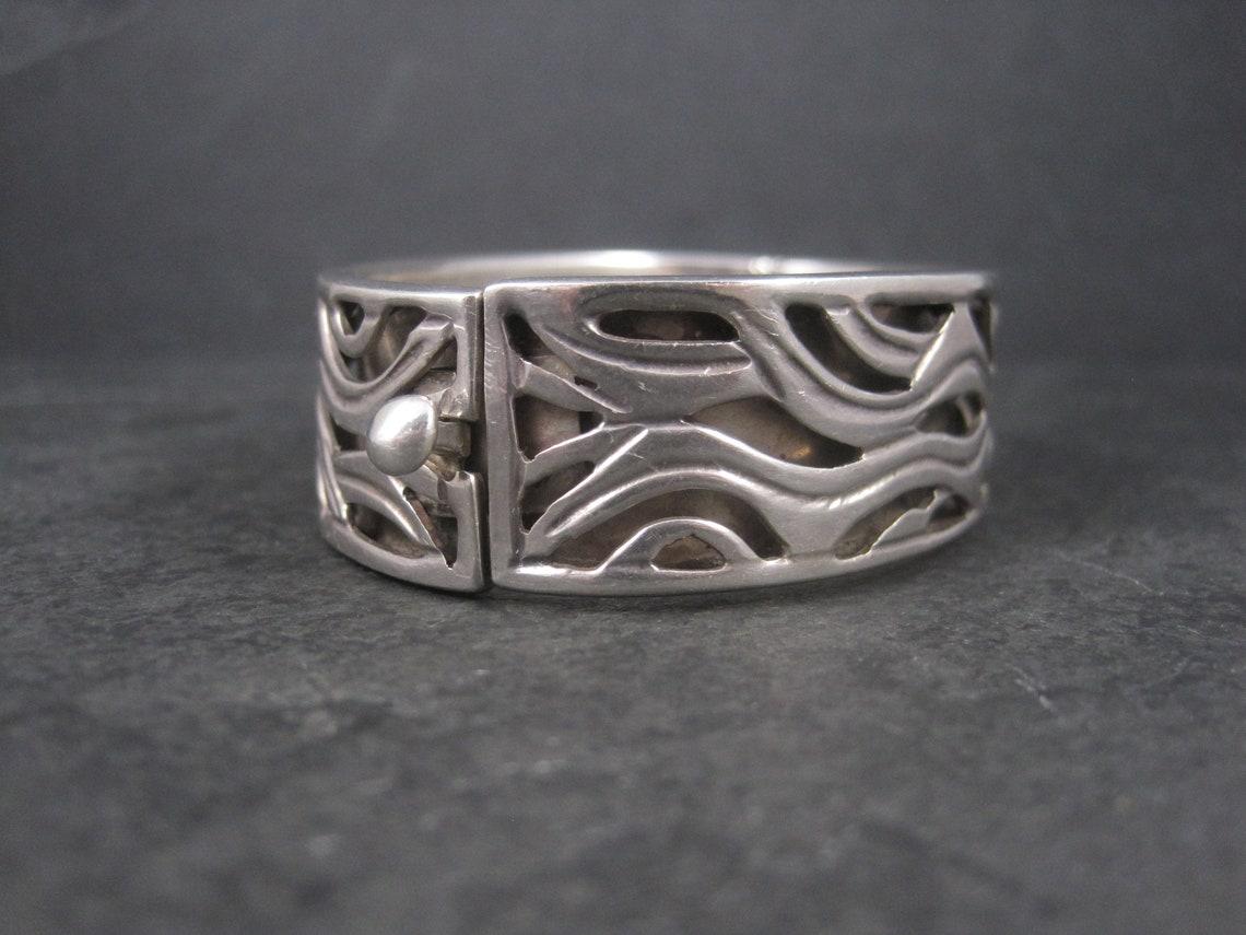 Arts and Crafts Vintage Mexican Sterling Sun Bangle Bracelet 6.75 Inches For Sale