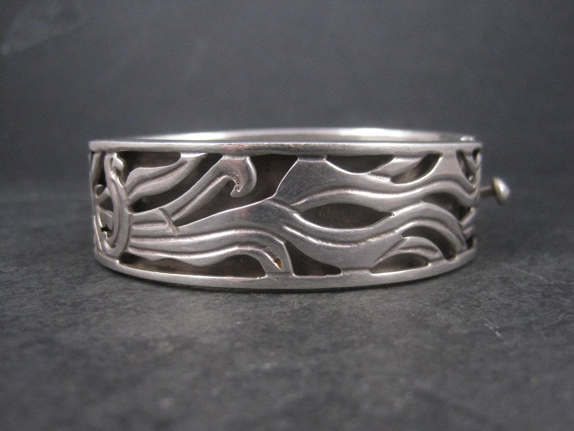 Women's Vintage Mexican Sterling Sun Bangle Bracelet 6.75 Inches For Sale