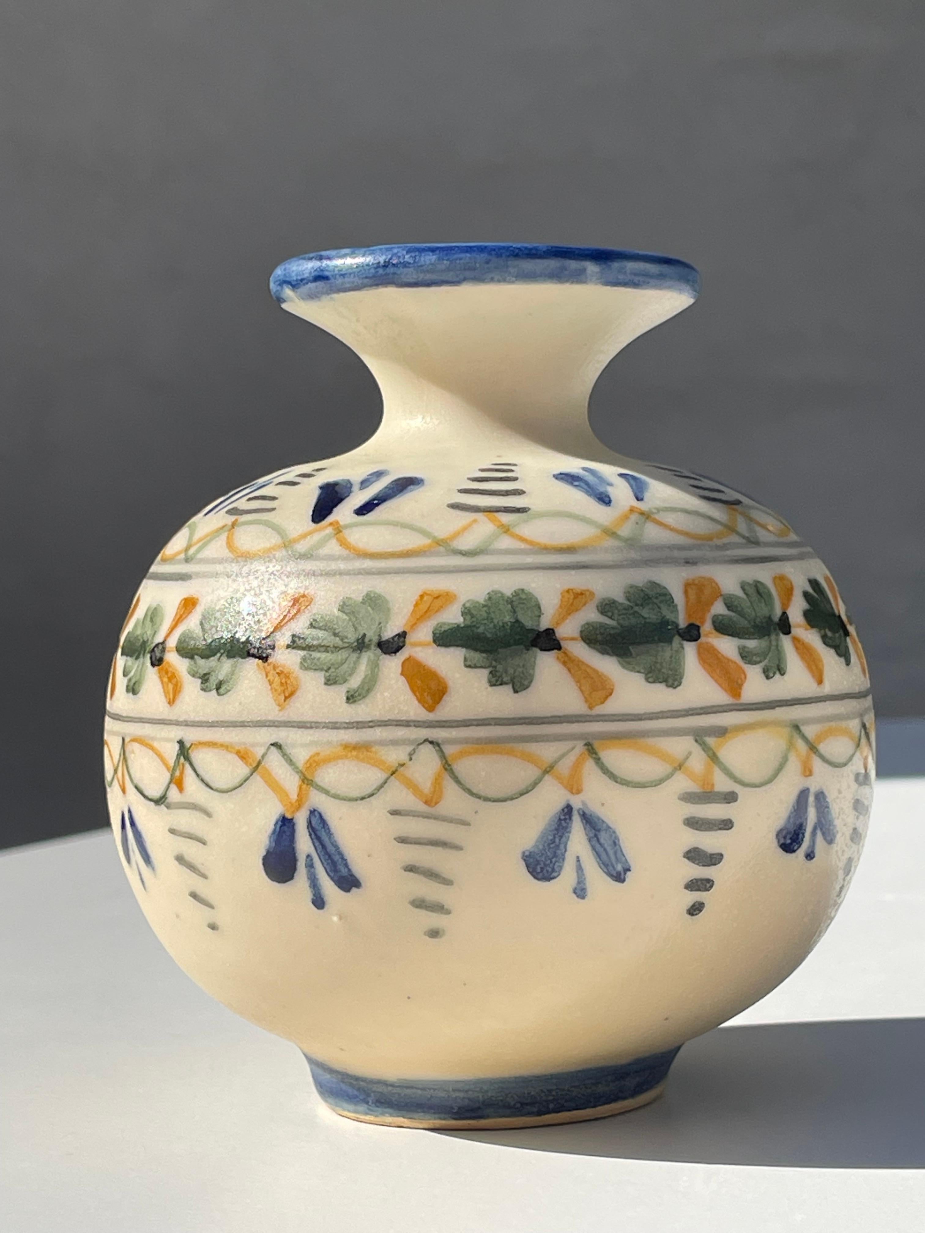 Folk Art Vintage Mexican Talavera Mave Multicolored Floral Decor Ceramic Vase For Sale