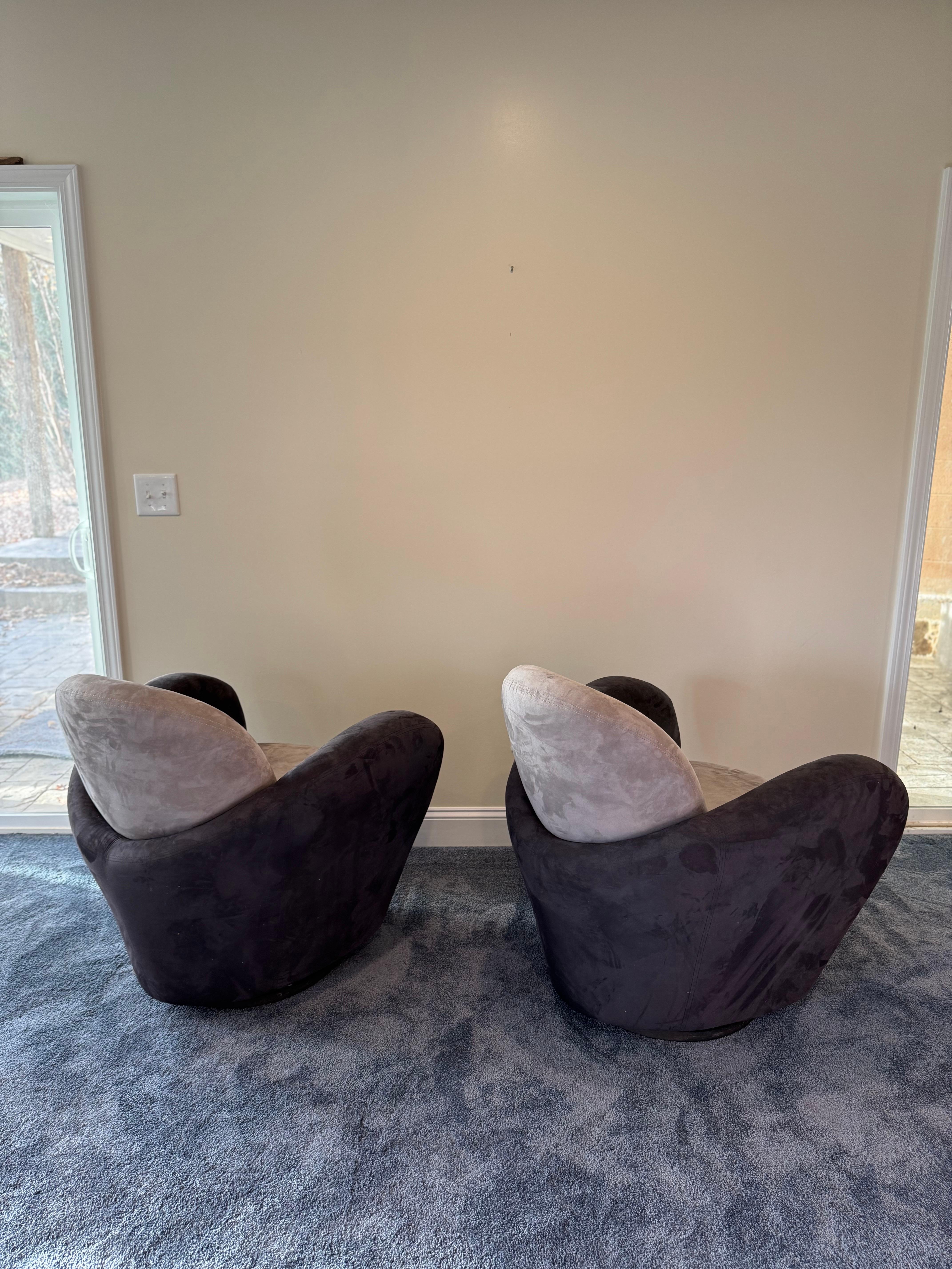 Chaises pivotantes vintage Michael Wolk - une paire en vente 2