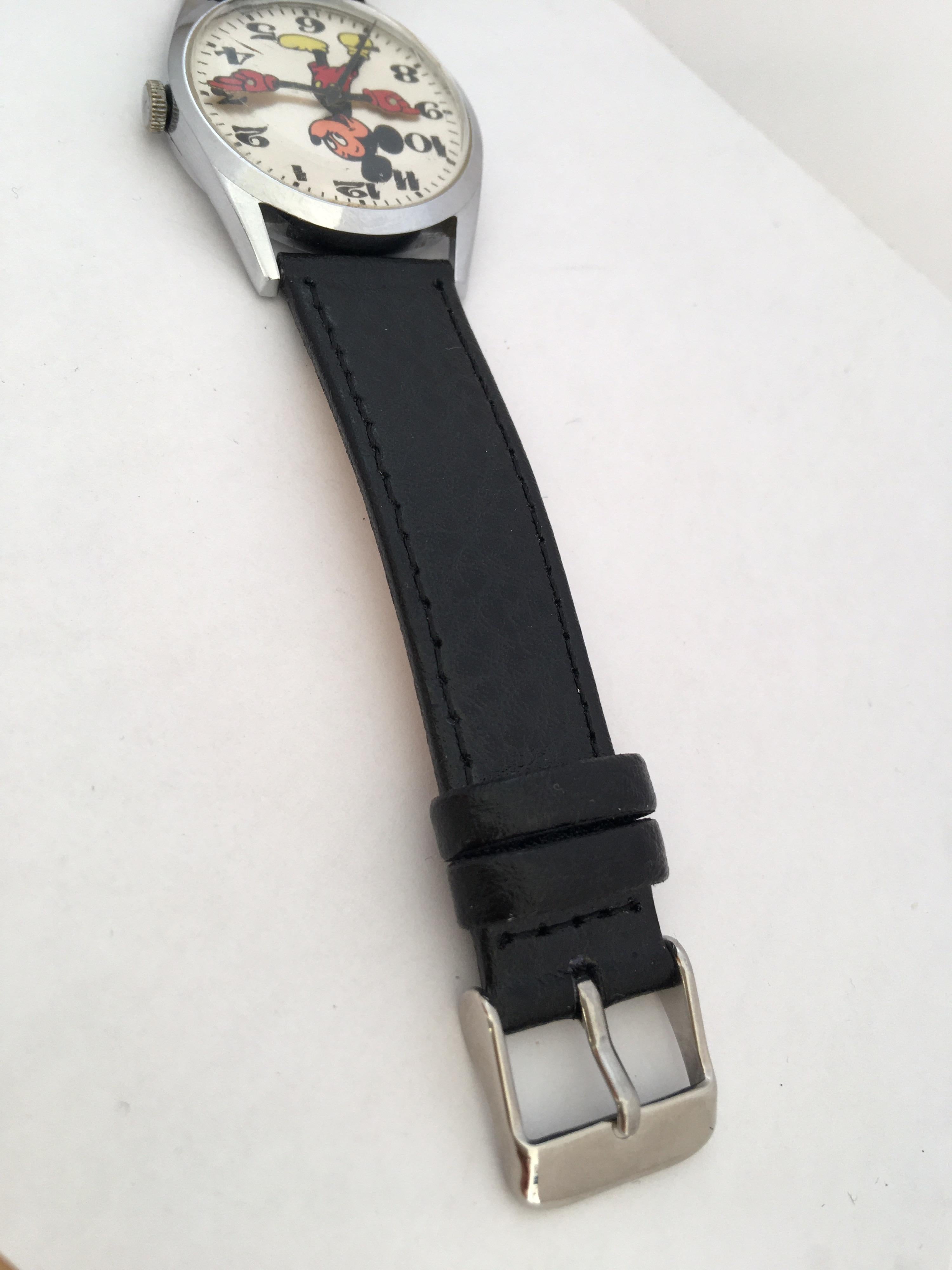 Vintage Mickey Mouse Moving Hands & Arms Watch 2