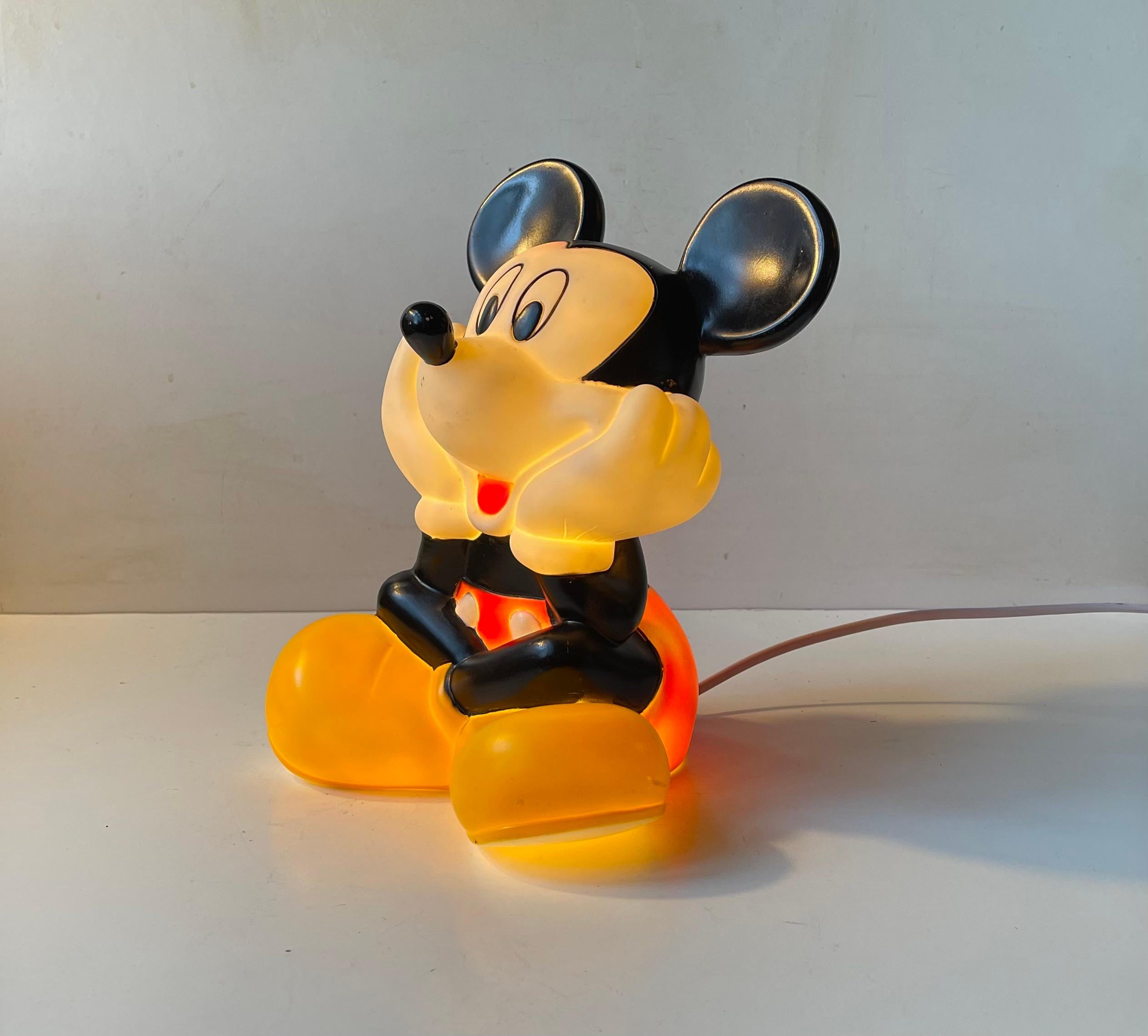 Acrylique Lampe de table Mickey Mouse vintage par Disney - JW en vente