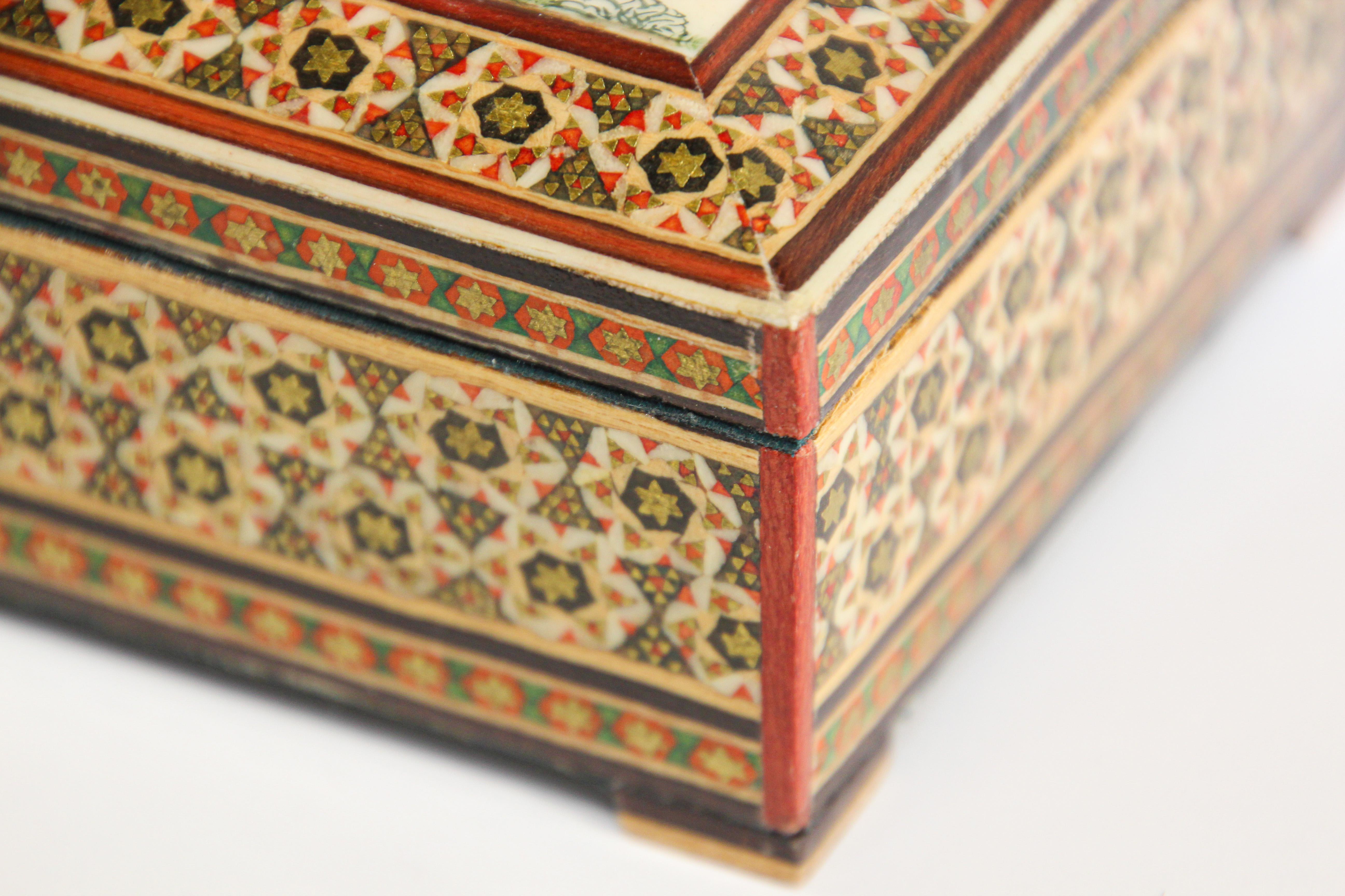 Vintage Micro Mosaic Indo Persian Moorish Inlaid Trinket Box 10