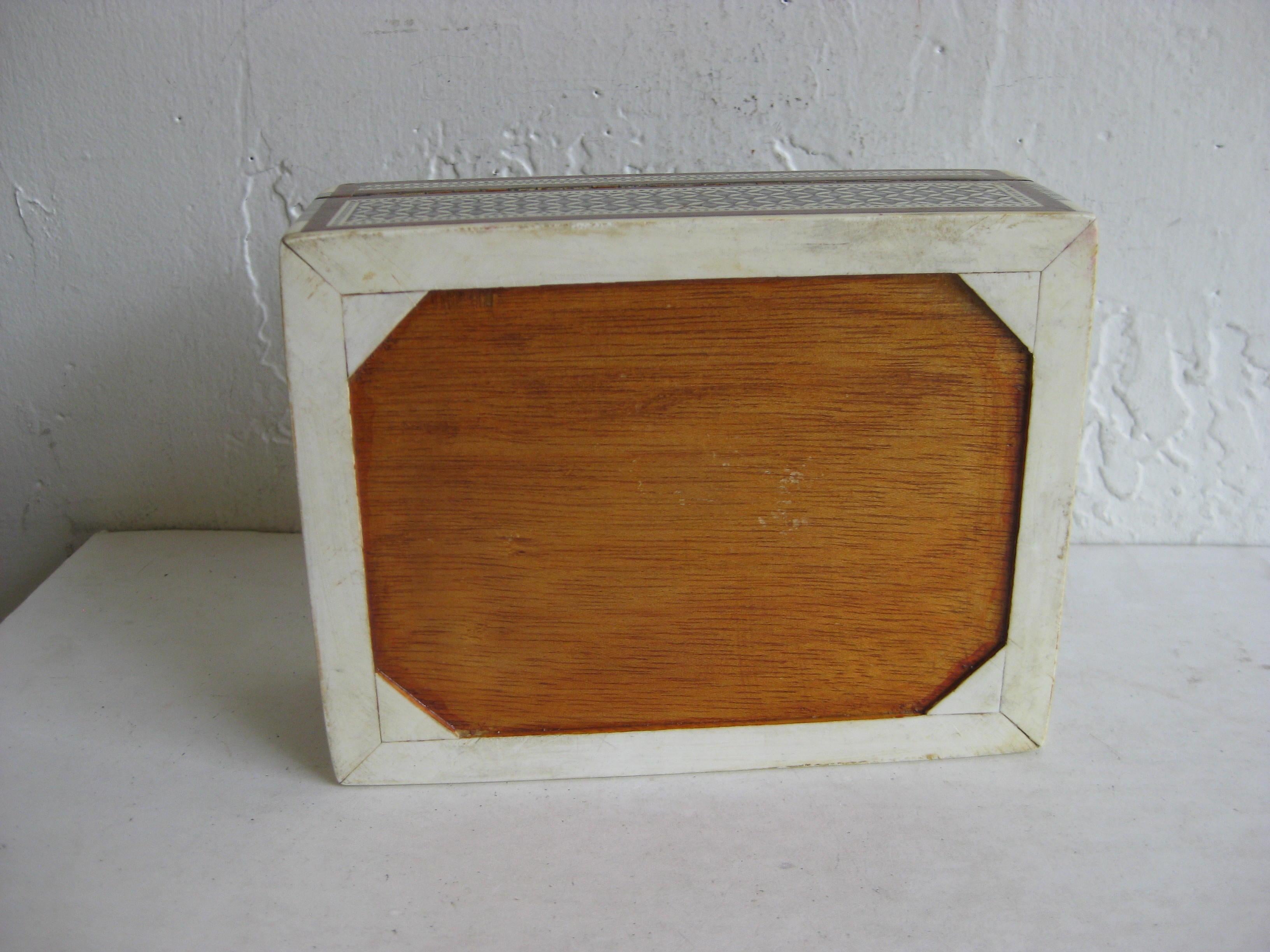 Vintage Micro Mosaic Marquetry Mother of Pearl Inlay Wooden Jewelry Trinket Box 5