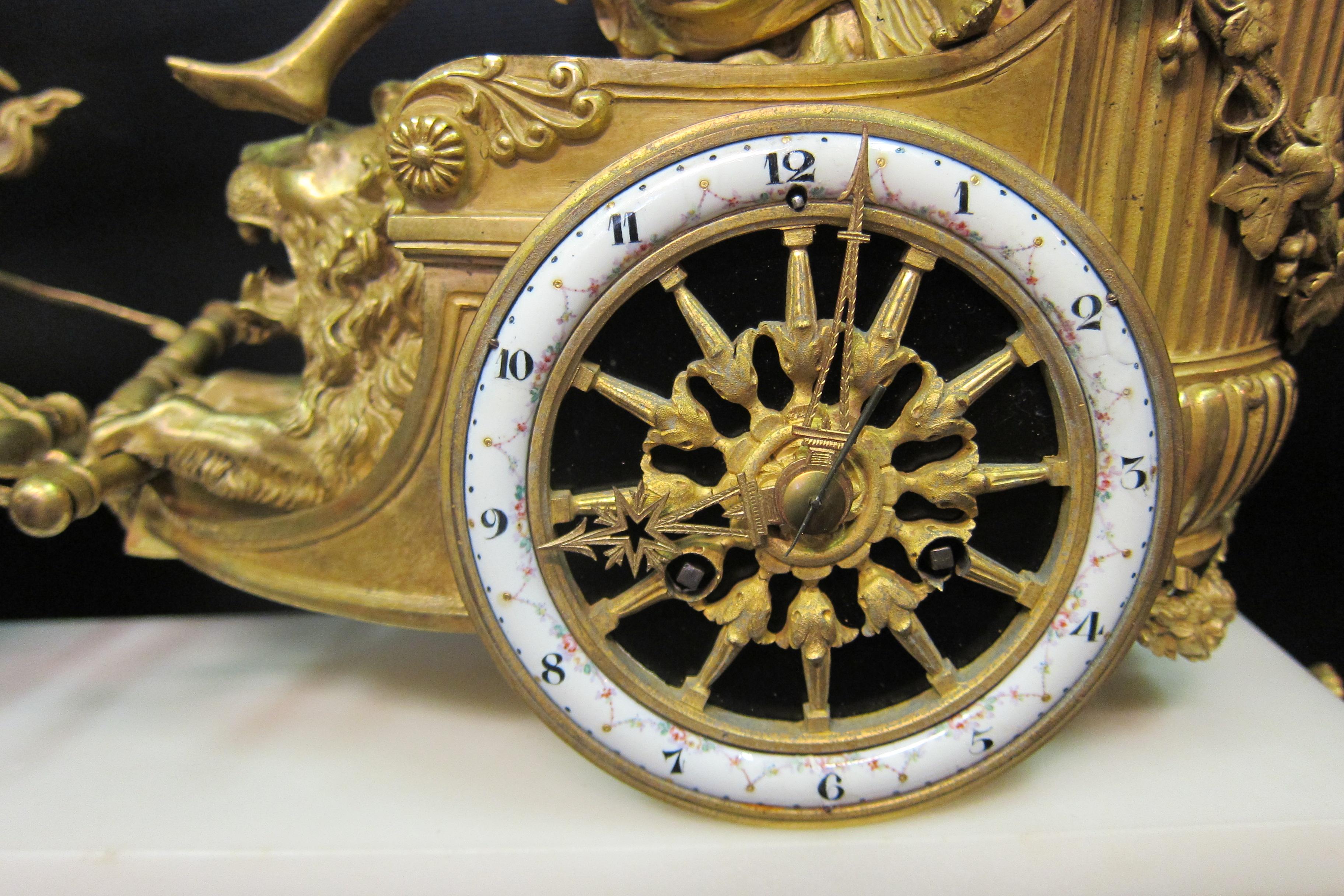 Vintage Mid-19th Century French Empire Figural Clock In Good Condition In Bronx, NY