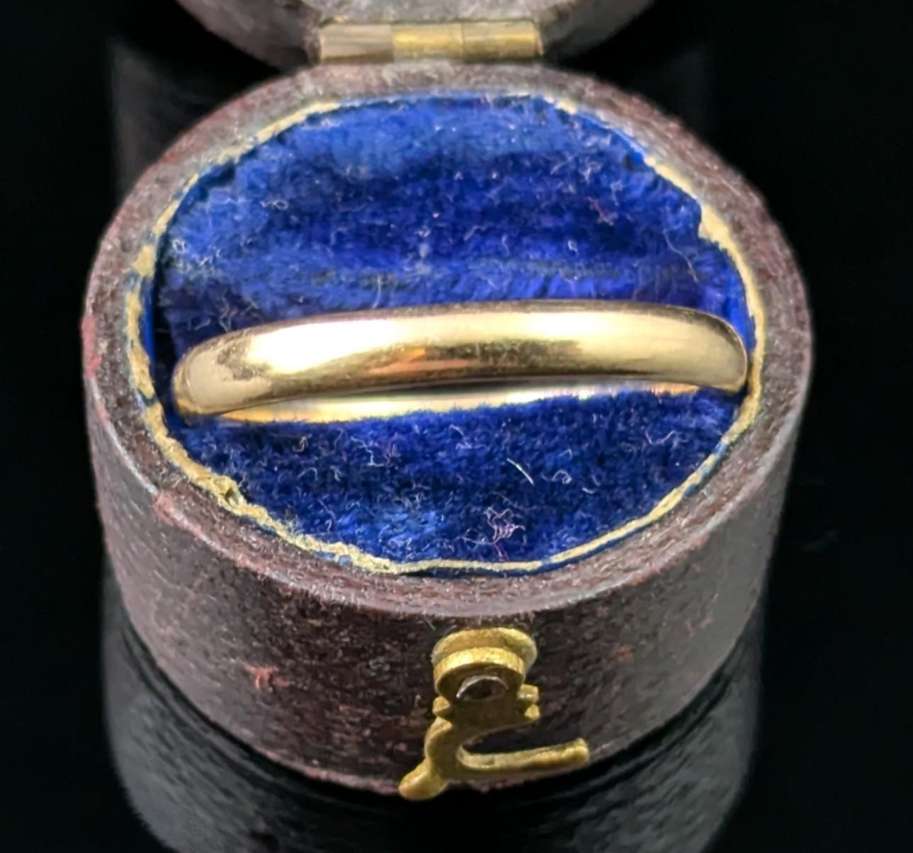Retro Vintage Mid-20th century 9k yellow gold band ring, wedding band For Sale