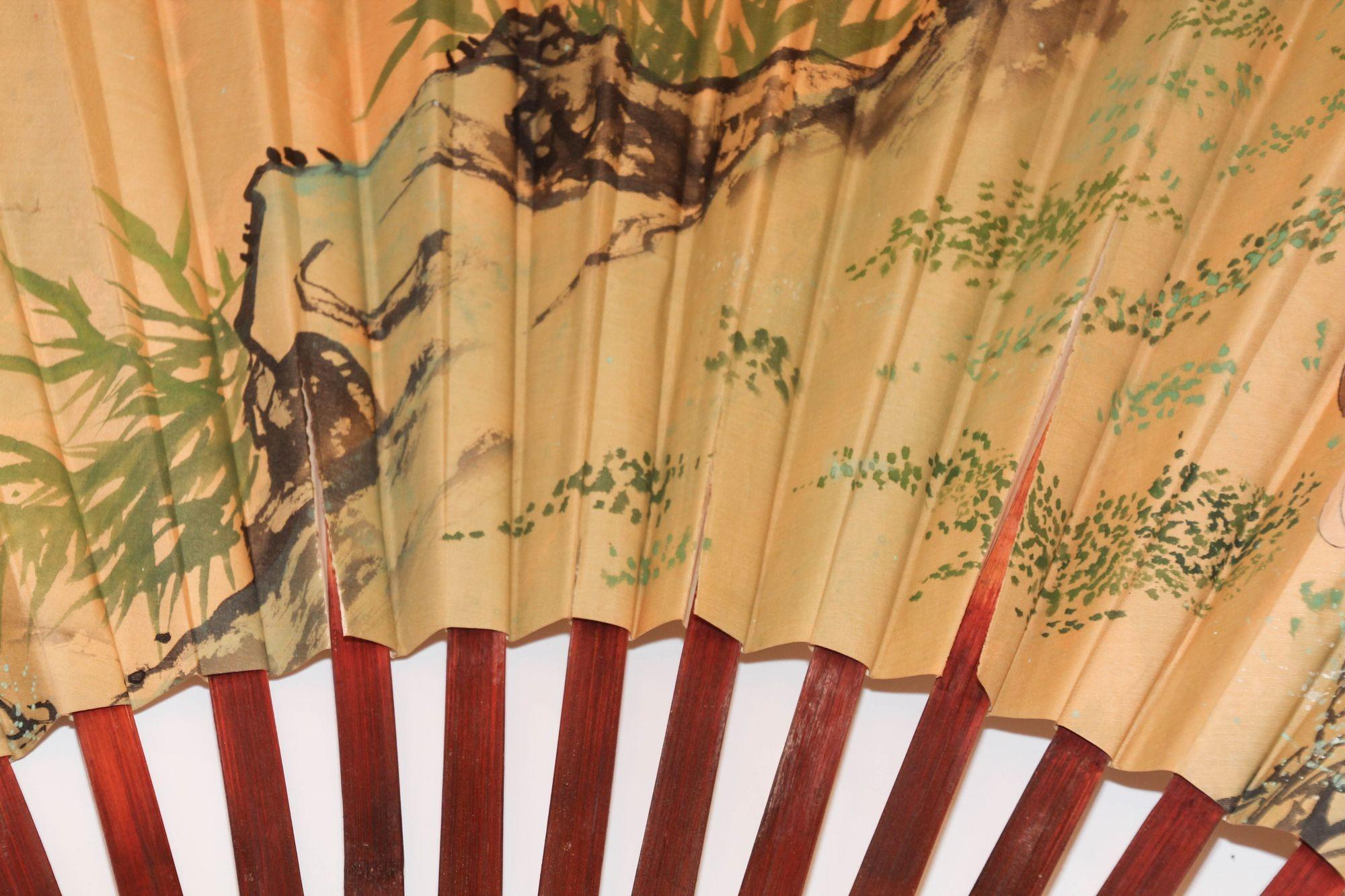 Vintage Mid-20th Century Asian Hand Painted Folding Large Wall Fan For Sale 2