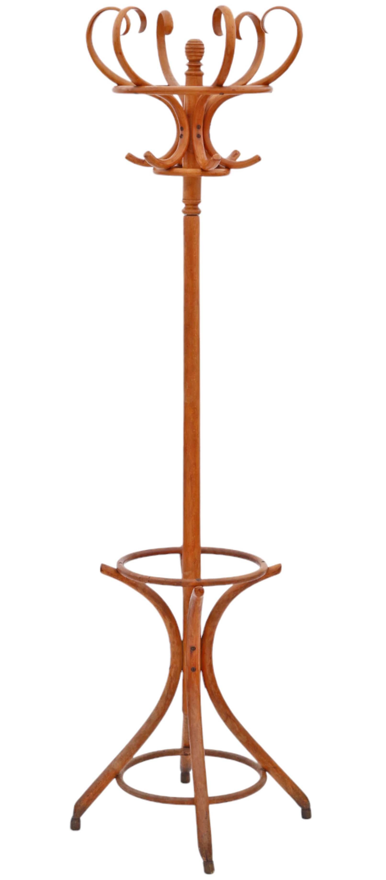 Mid-20th Century quality bentwood hall, coat, or hat stand with a vintage appeal.

Solid and sturdy, showing no signs of loose joints.

Maximum dimensions:

Top diameter: 51cm
Base diameter: 60cm
Height: 199cm

The item is in good condition,
