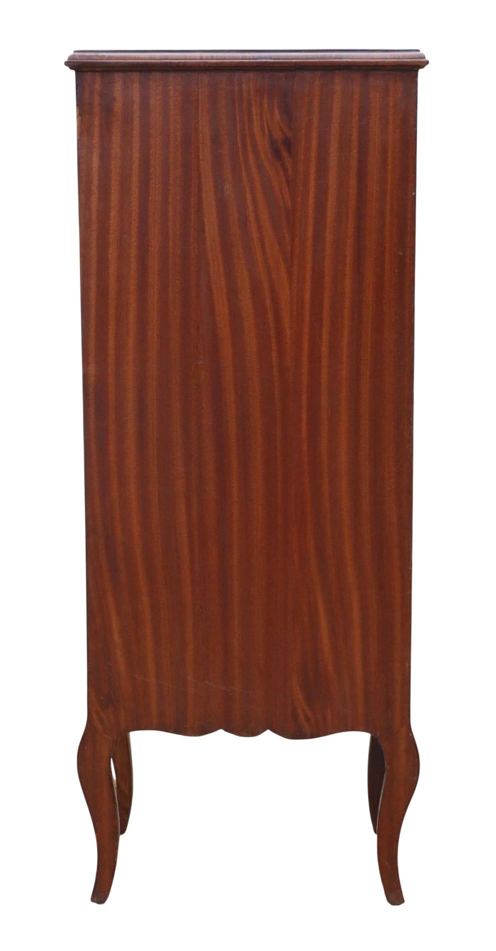 Vintage Mid-20th Century Ronce de noyer Serpentine Commode Wellington à six tiroirs en vente 4