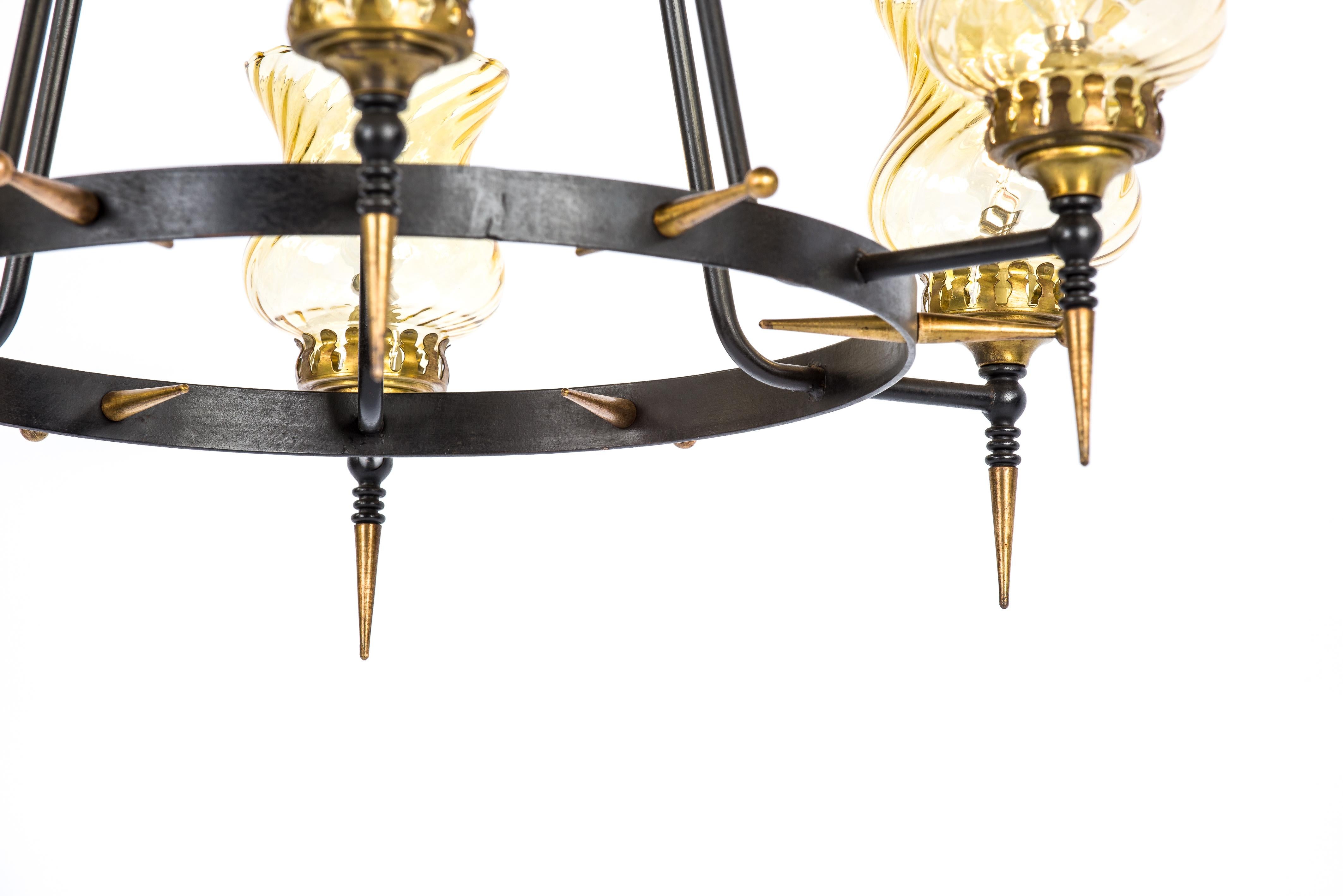 Vintage Mid-20th Century French Iron and Brass Ring Chandelier with 6 Torches For Sale 1