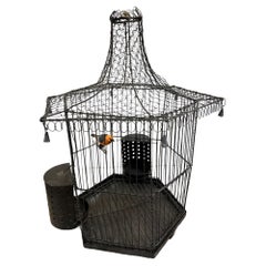 Cage à oiseaux vintage en fer et fil de fer du milieu du 20e siècle 