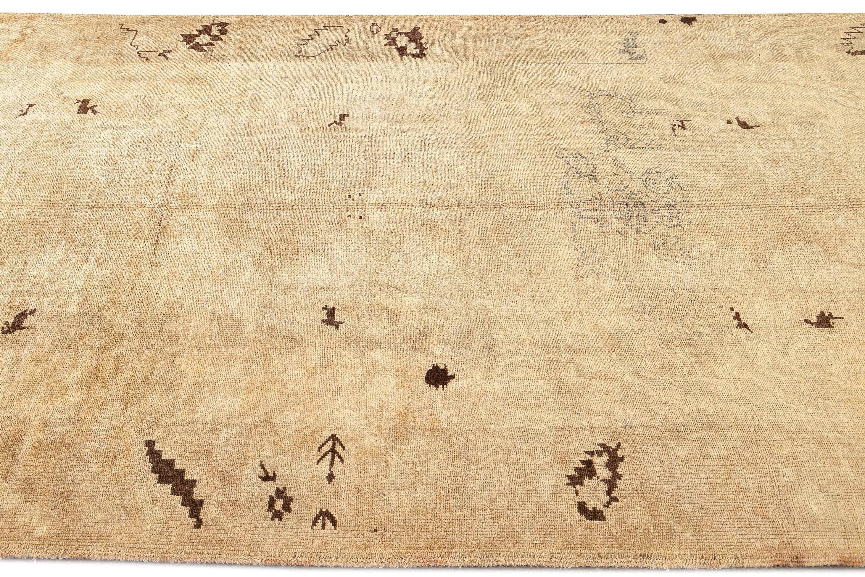 Laine Tapis Khotan vintage du milieu du XXe siècle en vente