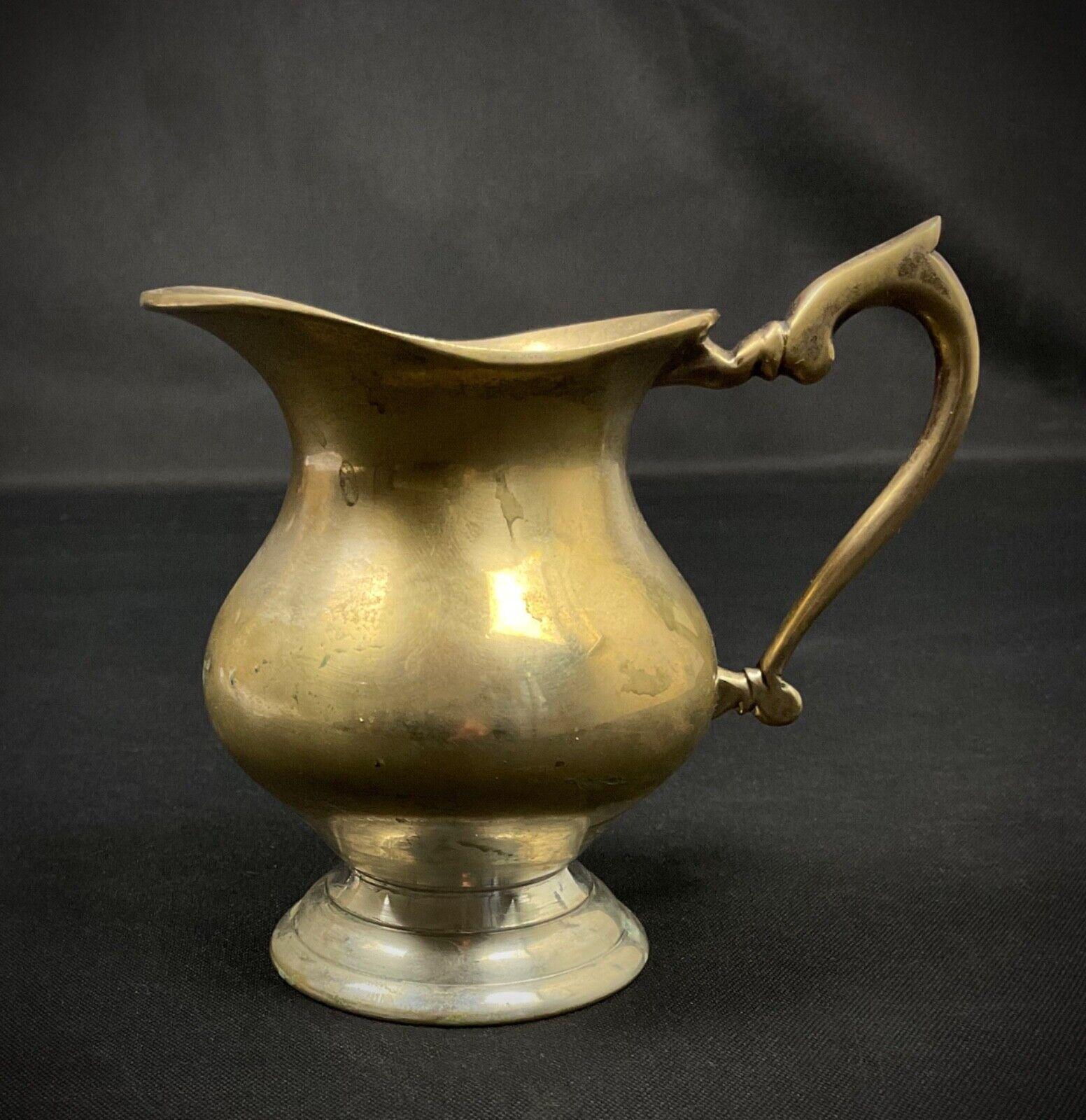 Vintage Mid-20th Century Small Metal Milk Jug, French Design - 2Y571 In Good Condition For Sale In Bordeaux, FR