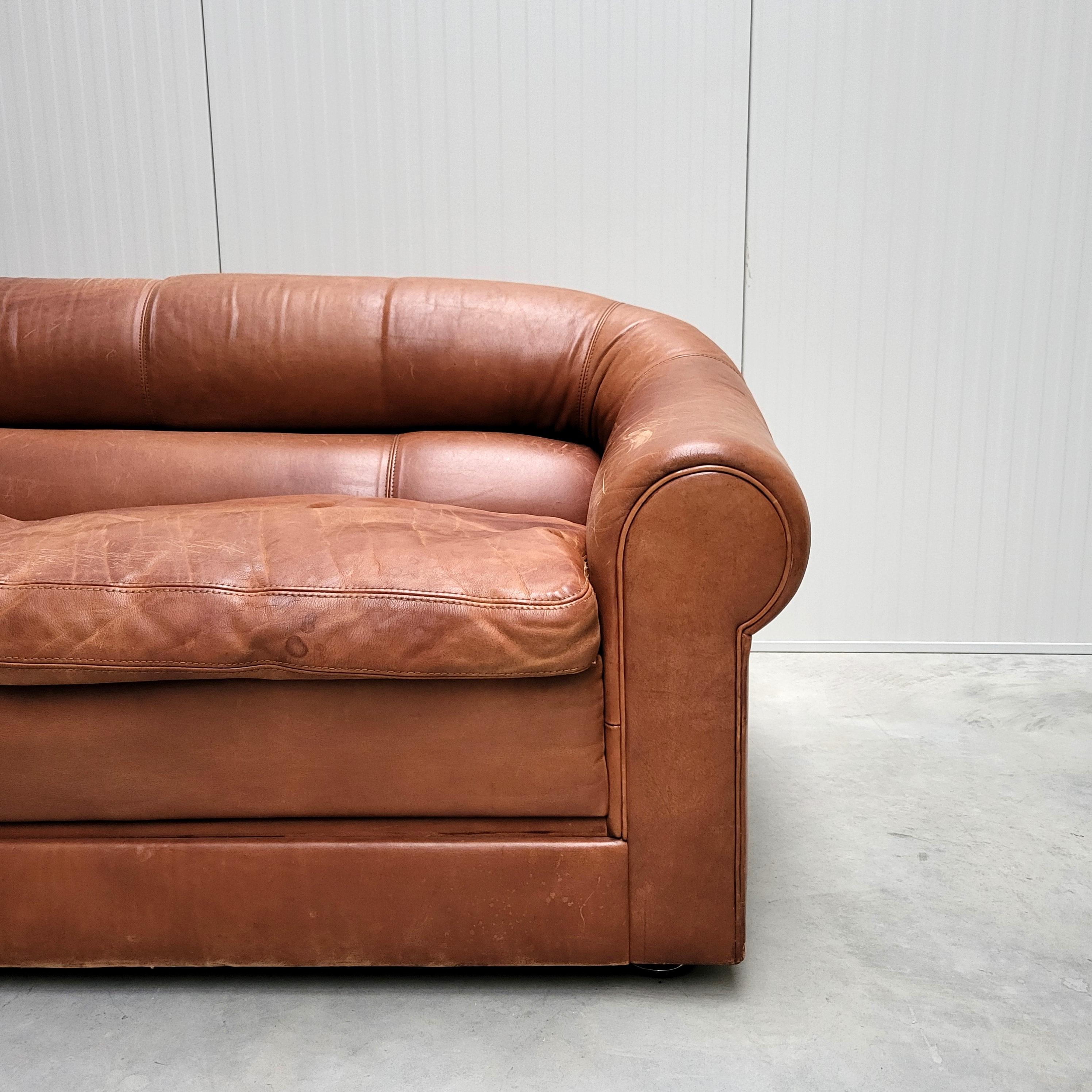 Vintage Mid Brown Club Sofa Italian Designer 1970s In Good Condition For Sale In Aachen, NW