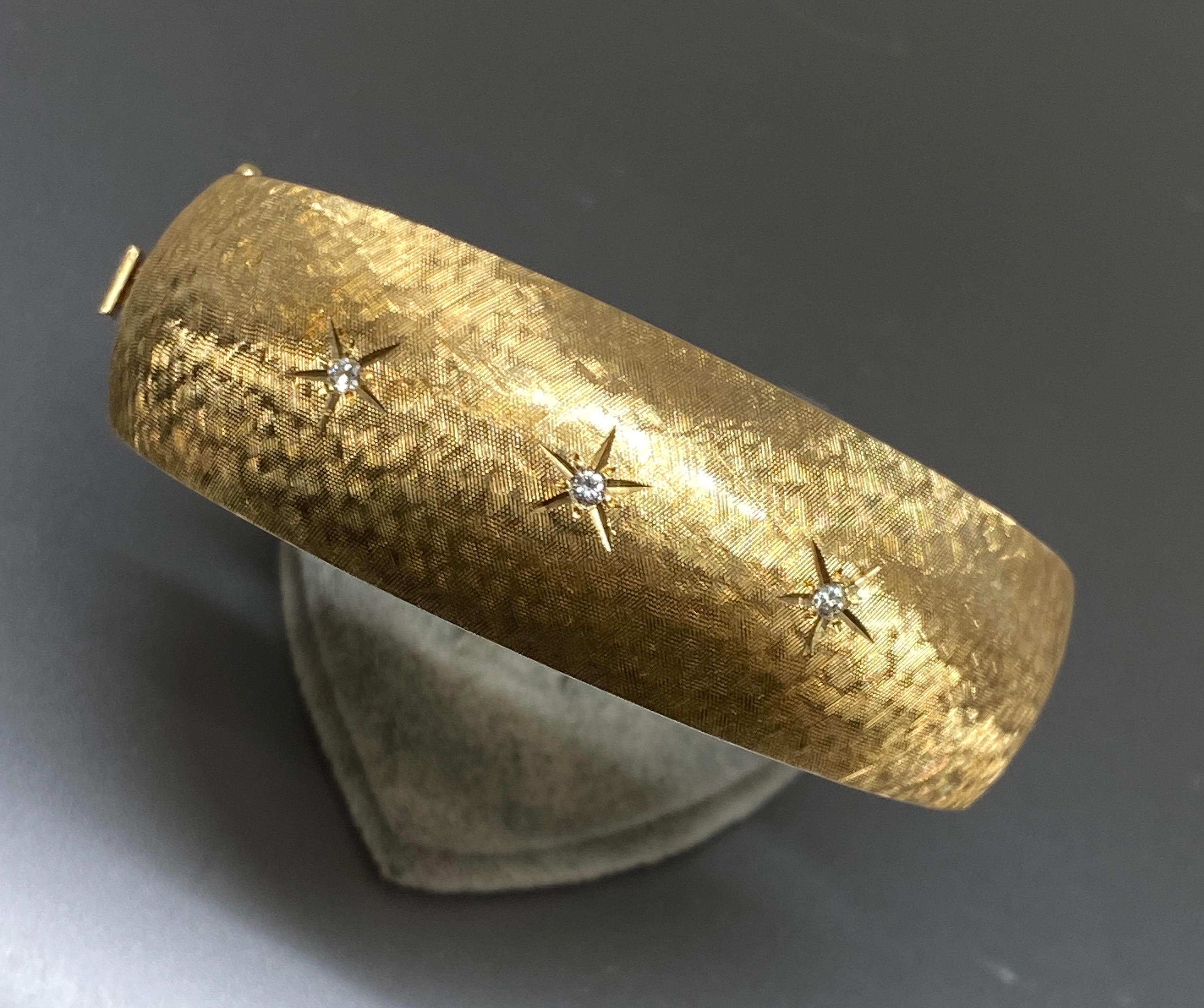 Bracelet à charnière en or jaune 14k avec diamants Florentine, style milieu de siècle en vente 10