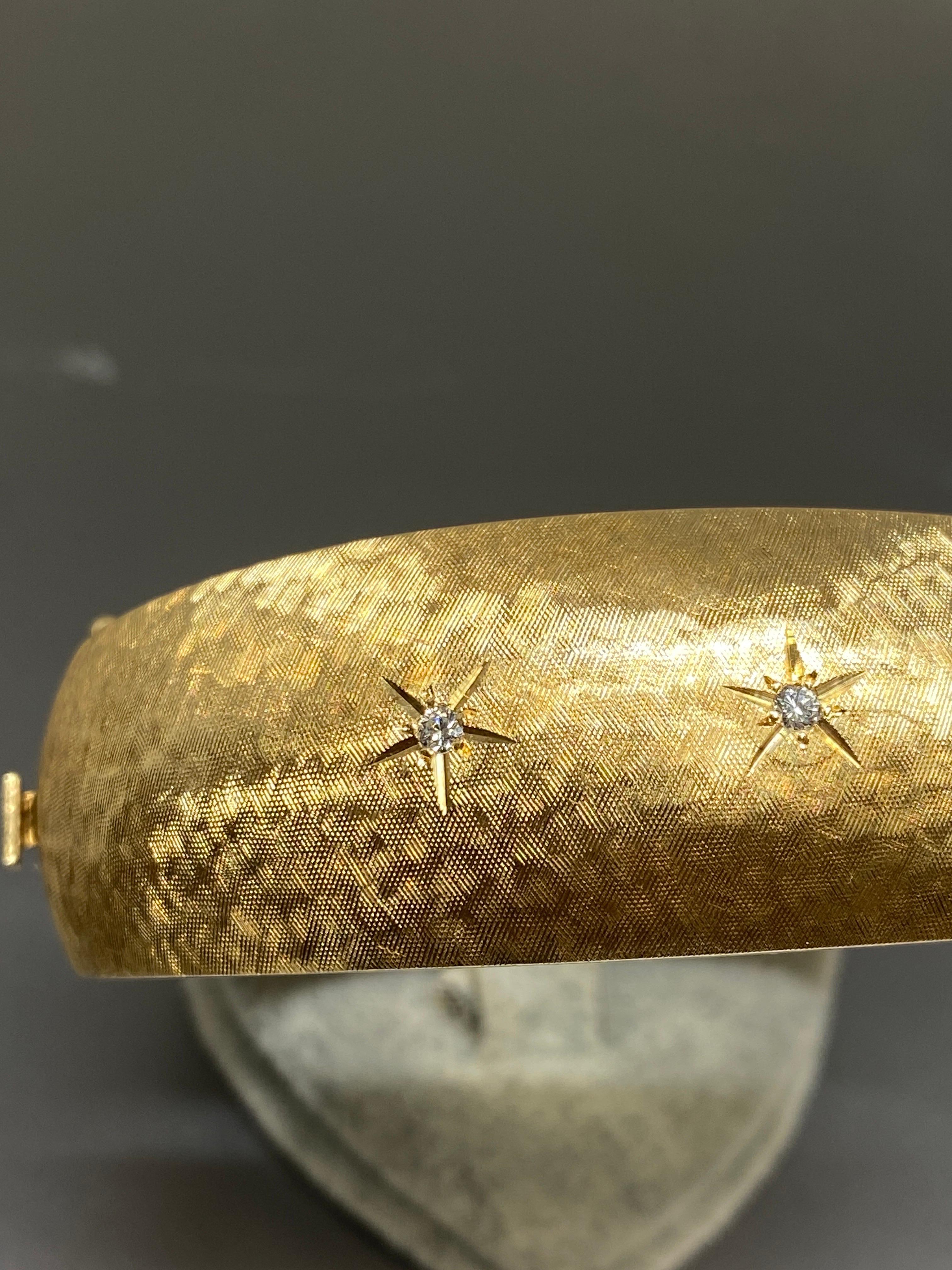 Bracelet à charnière en or jaune 14k avec diamants Florentine, style milieu de siècle en vente 11