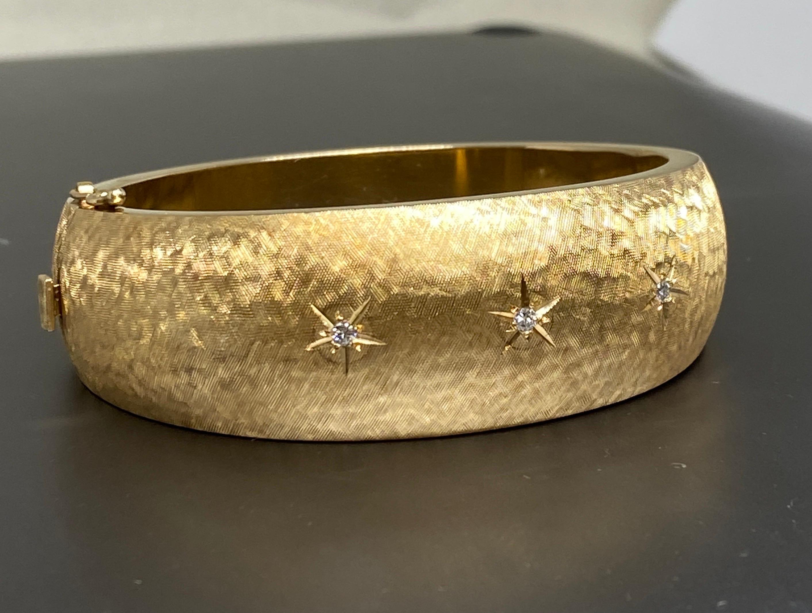 Vintage Mid Century 14k Yellow Gold Florentine Diamond Hinged Bangle Bracelet For Sale 3