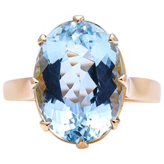 Vintage:: Midcentury:: 18 Karat Gold:: Einzelstein Aquamarin Ring