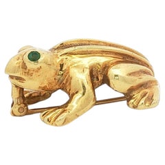 Vintage Mid-Century 18K Gold Frog Brooch with Emerald Eyes, 2.3cm
