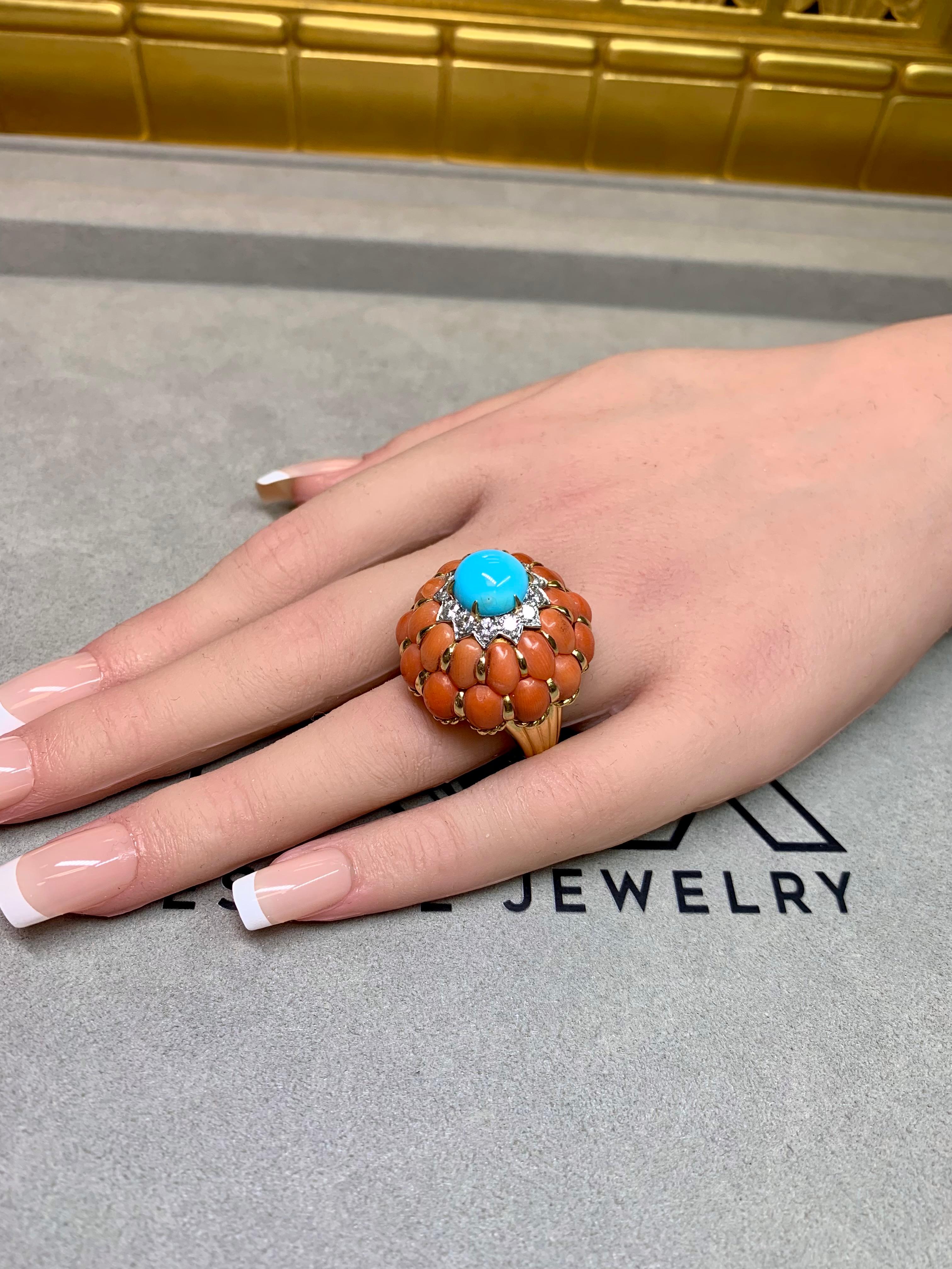 Anello da cocktail di metà secolo, persiano a 18 carati, con corallo e diamante, di grandi dimensioni in vendita 3