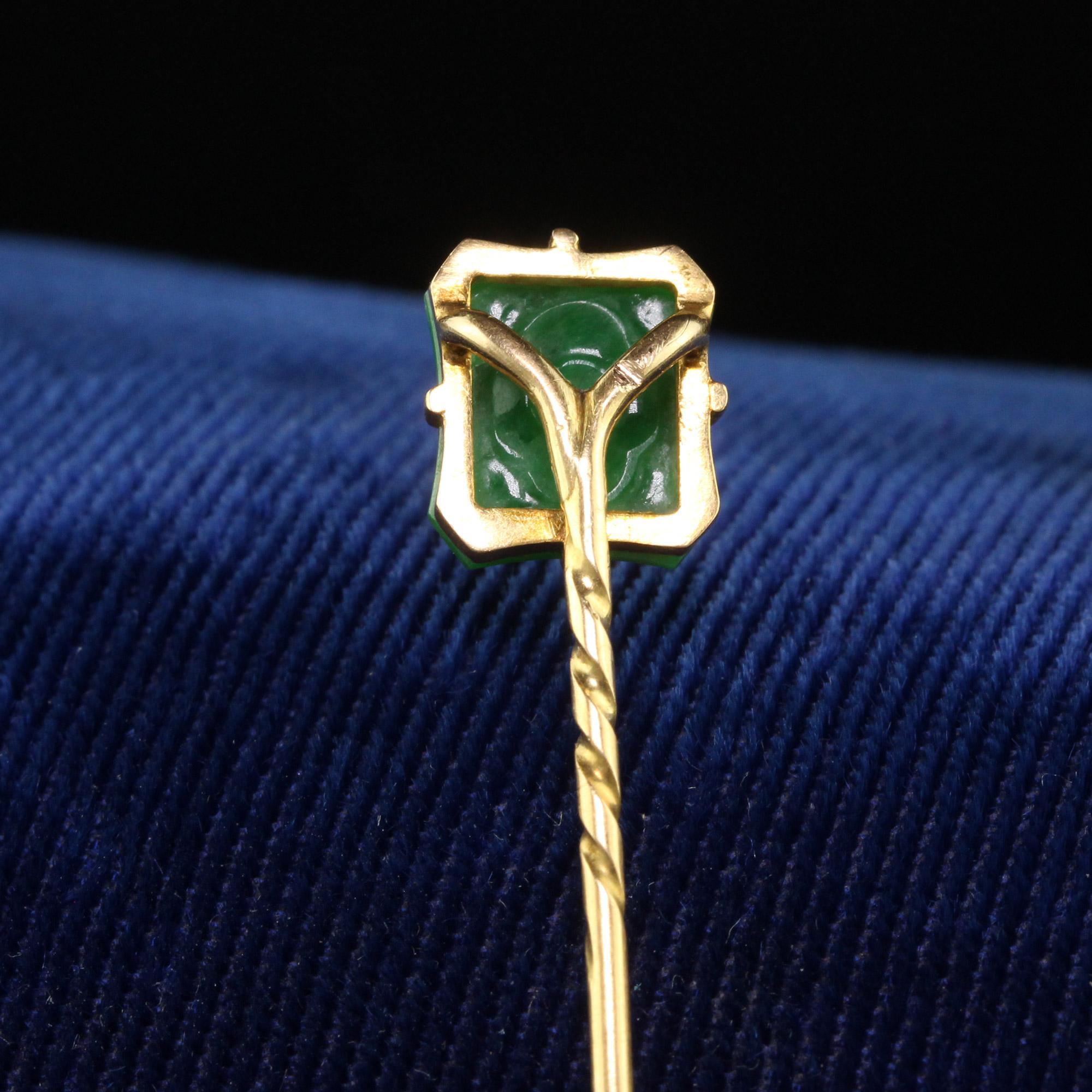 Portrait Cut Vintage Mid Century 18K Yellow Gold Carved Jade Floral Stick Pin For Sale