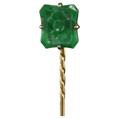 Vintage Mid Century 18K Yellow Gold Carved Jade Floral Stick Pin