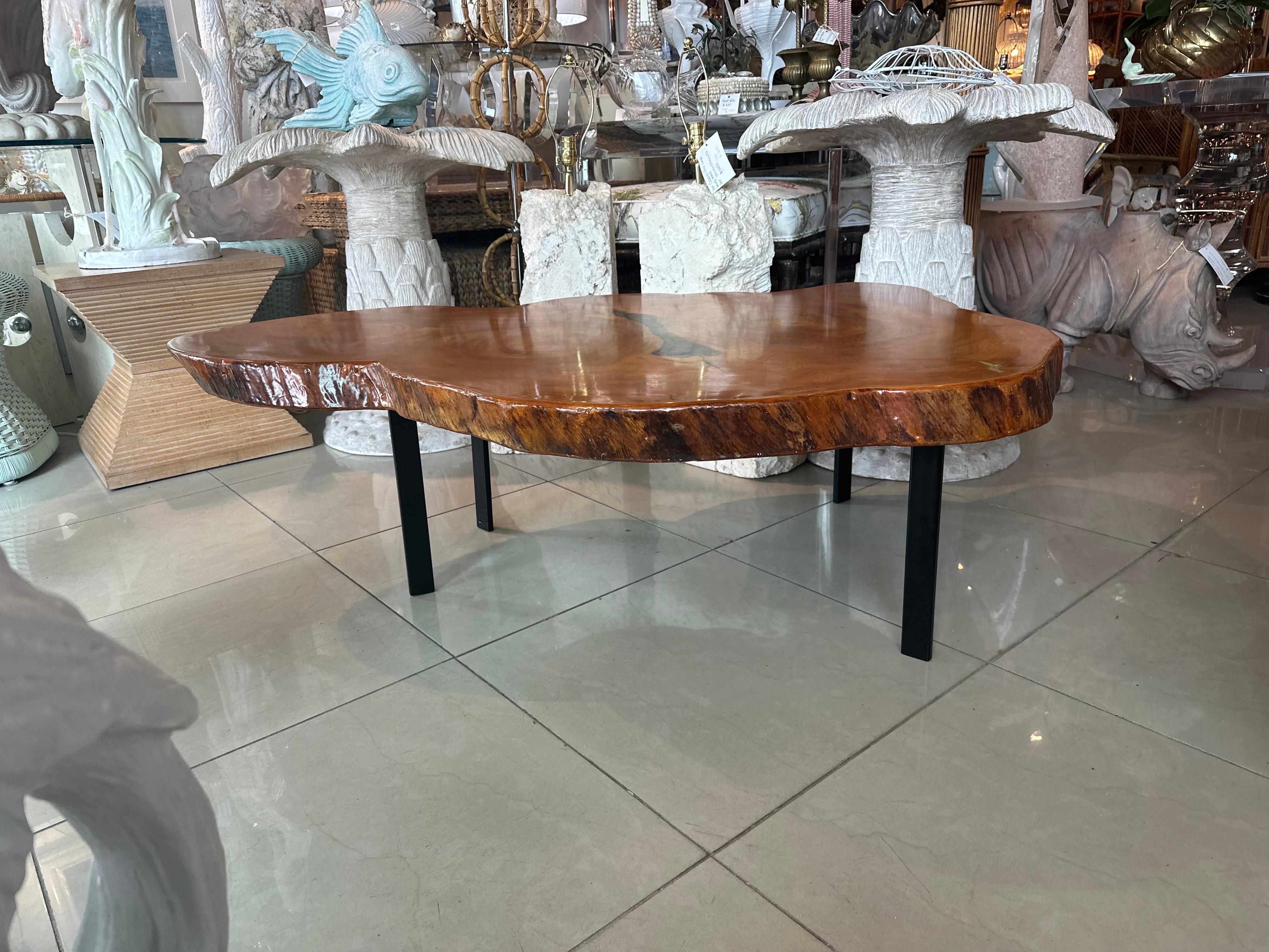 Canadien Vintage Mid Century 1950s Cypress Coffee Cocktail Tables Freeform Edge Slab en vente
