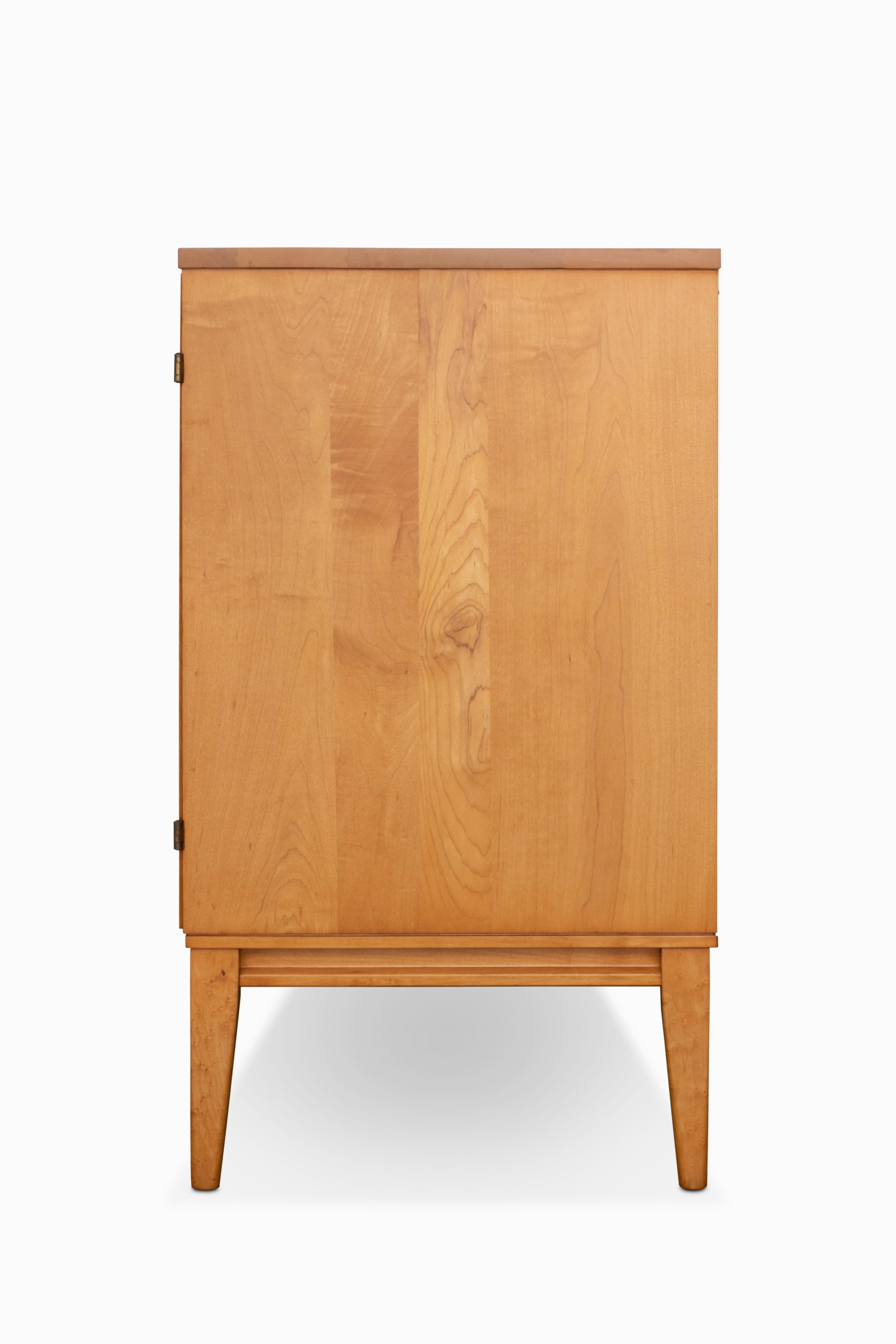 Vintage Mid Century 20 Drawer Dresser by Paul McCobb In Good Condition In Oxnard, CA