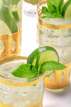 Vintage Mid Century 22-Karat Gold Rocks Cocktail Glasses Set of 8, circa 1965