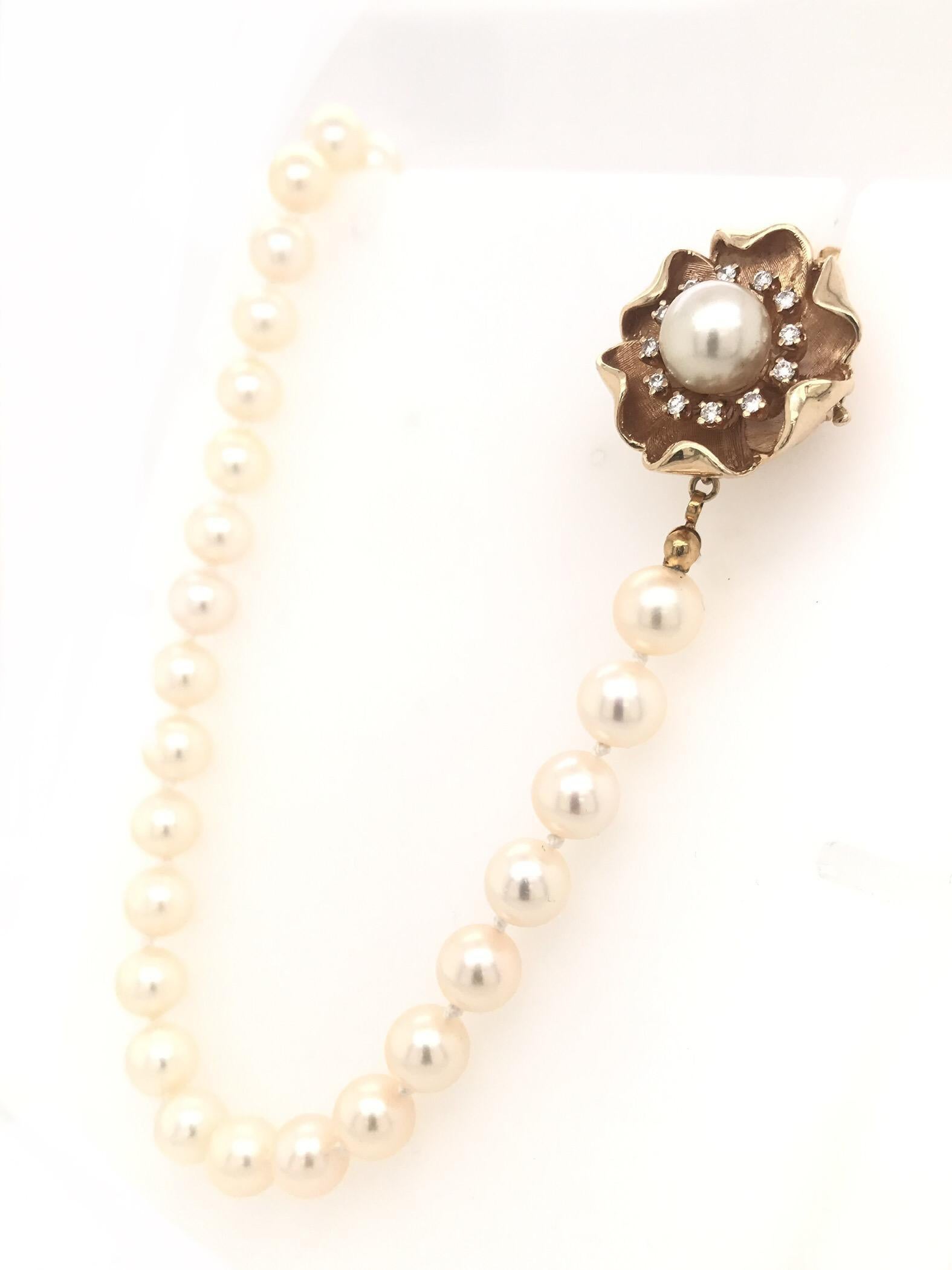 Retro Vintage Mid Century 7.5 Mm Pearl Necklace With Floral Diamond Clasp