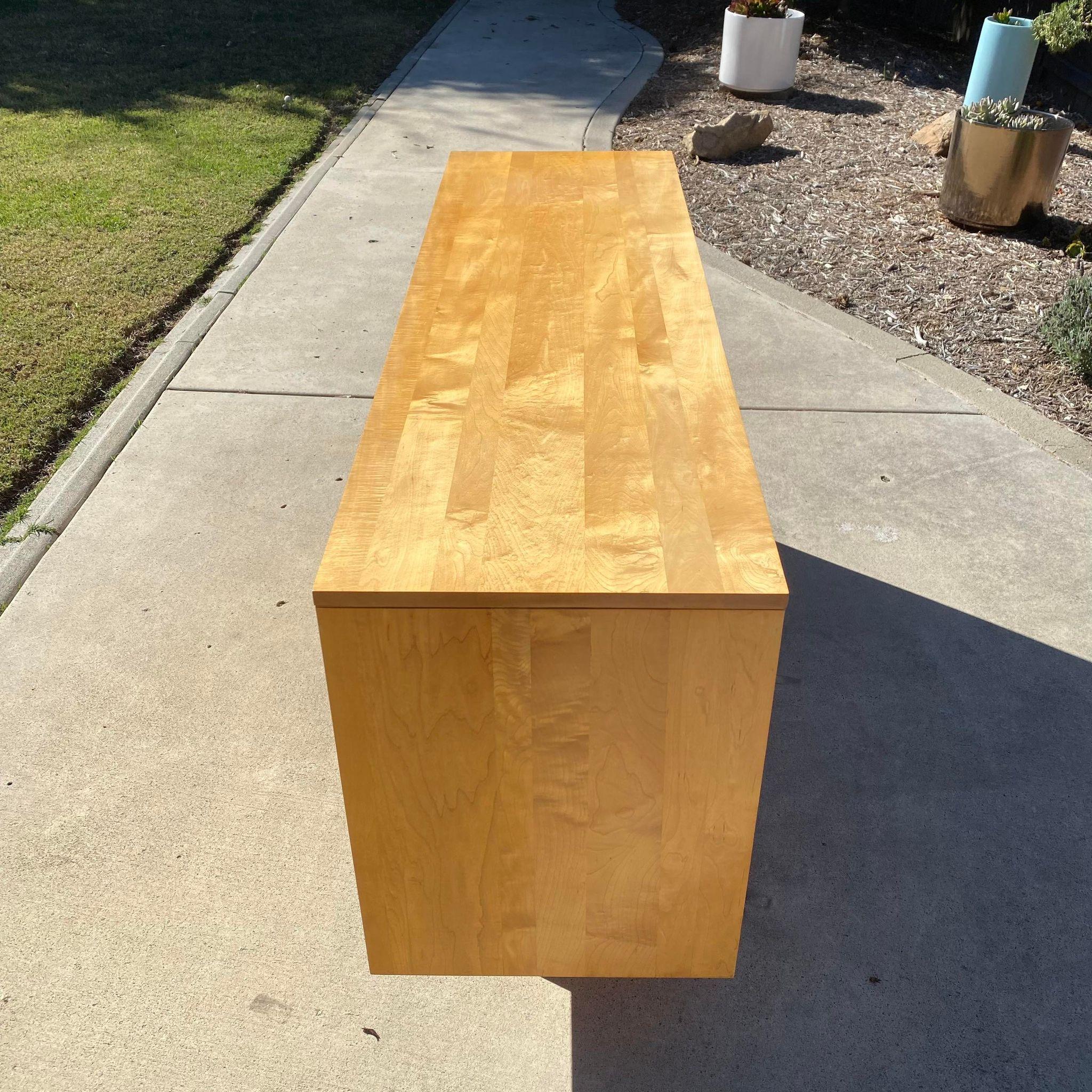 Vintage Mid Century 8 Drawer Dresser by Paul McCobb for Planner Group In Good Condition In Chino Hills, CA