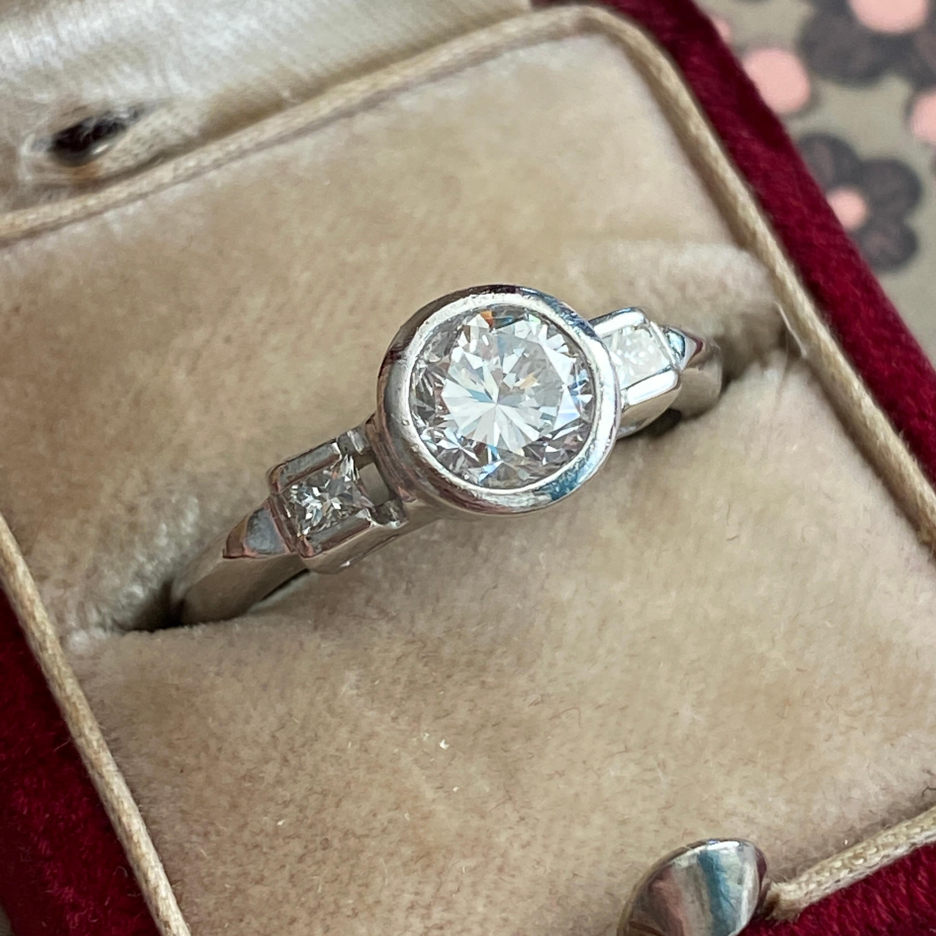 Vintage Mid-Century .83ct Diamond Platinum Engagement Ring In Excellent Condition For Sale In Scotts Valley, CA