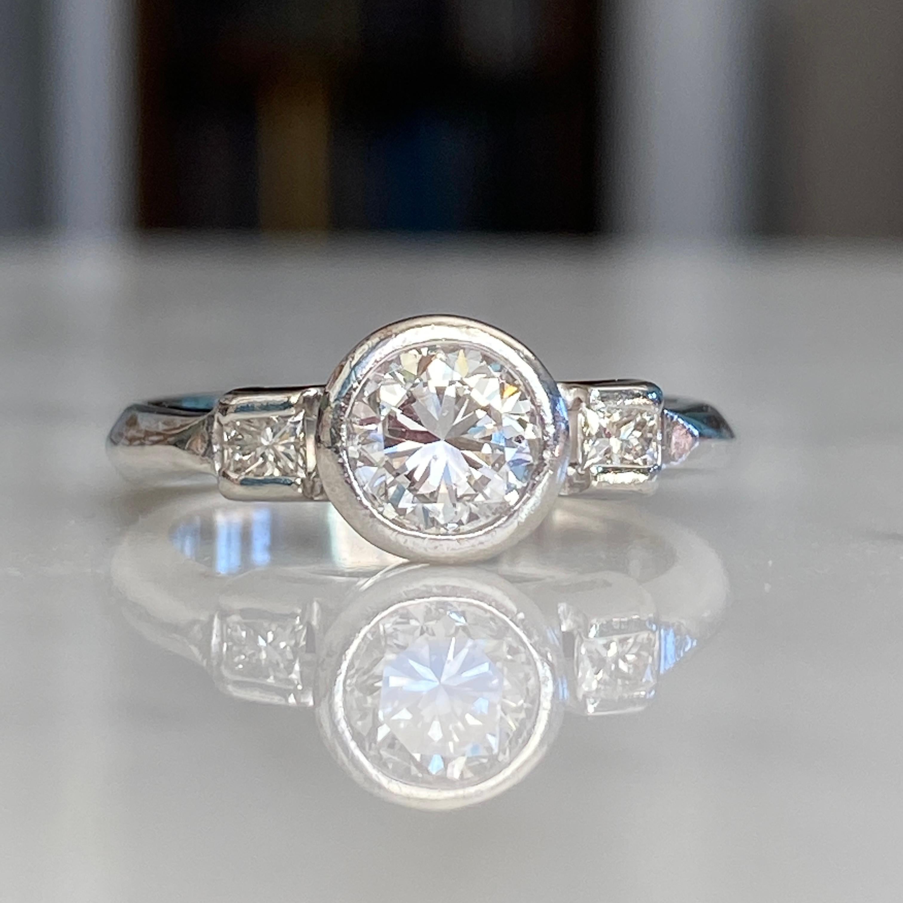 Women's Vintage Mid-Century .83ct Diamond Platinum Engagement Ring For Sale