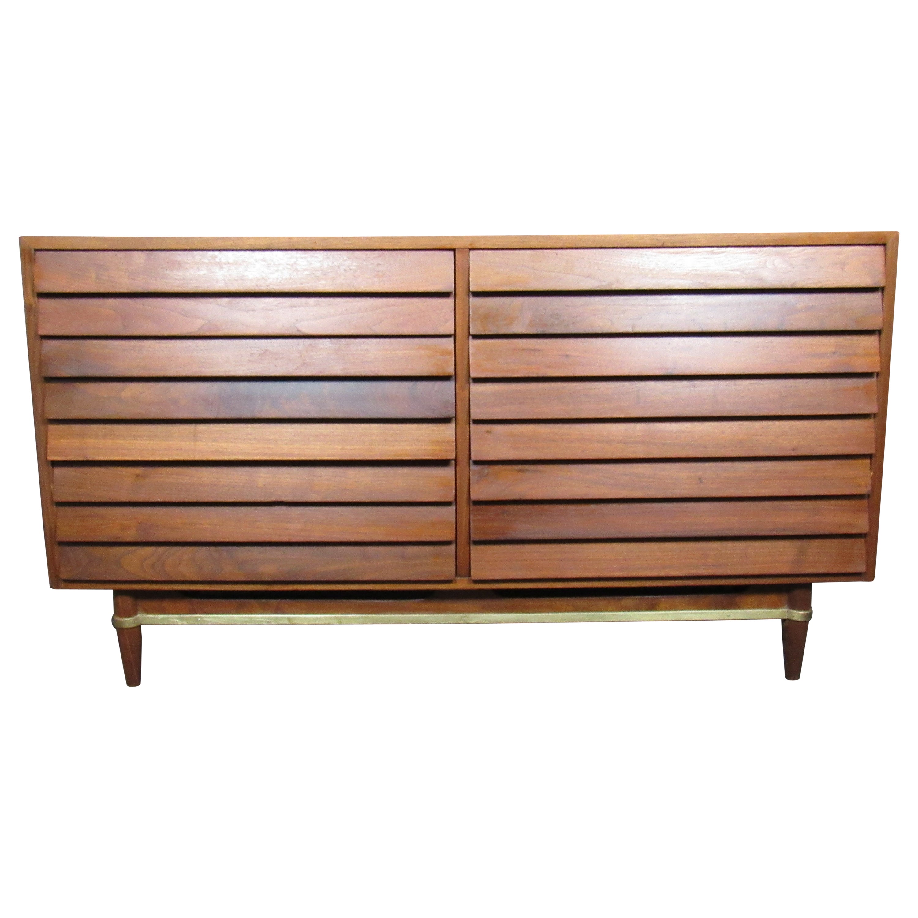 Vintage Mid-Century American of Martinsville Louvered Dresser