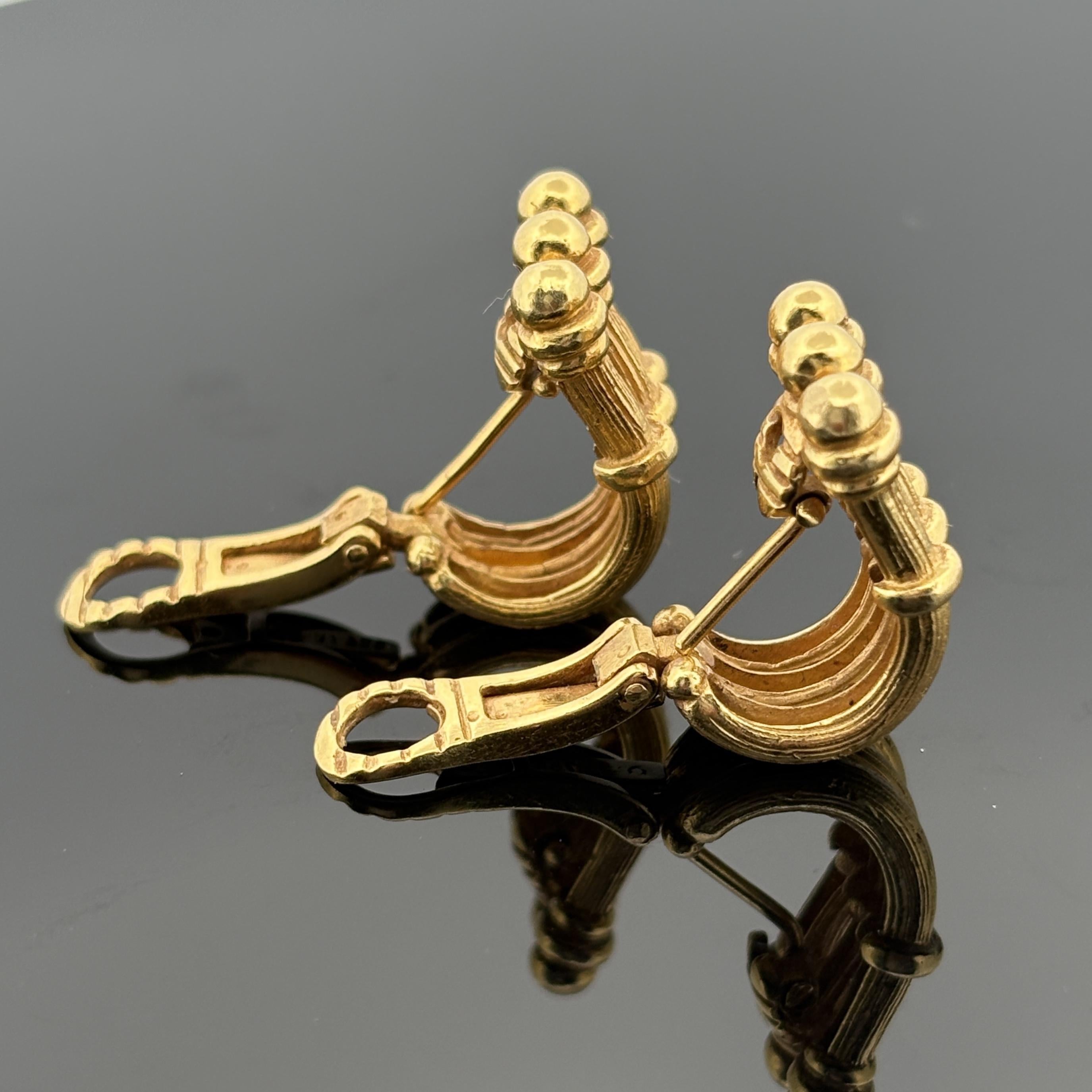 Boucles d'oreilles colonne architecturale du milieu du siècle en or jaune 18k Pour femmes en vente