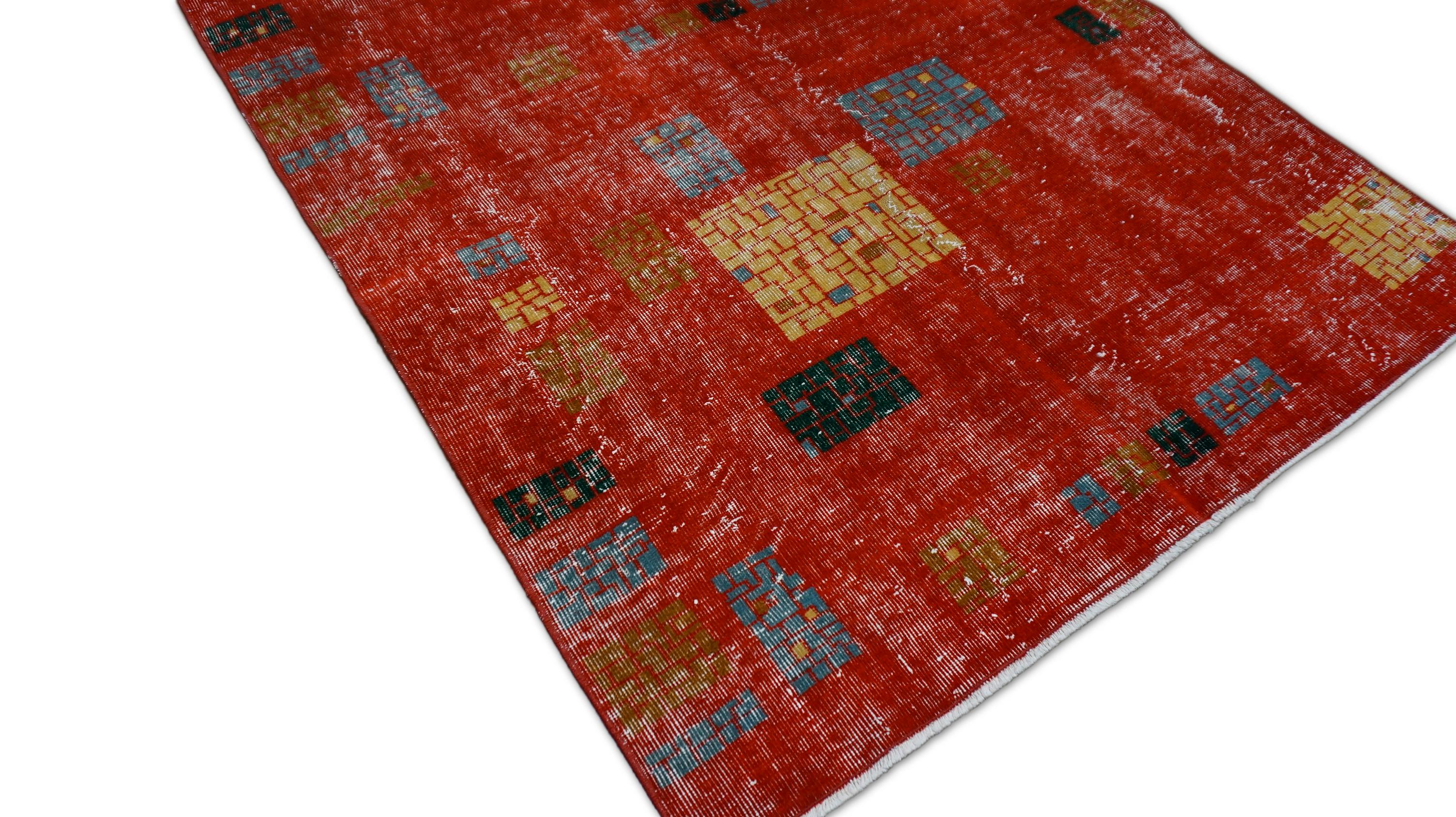 Vintage Mid-Century Art Deco Zeki Muren Style  Red Wool Rug 4'4''x9'9'' In Good Condition For Sale In Torrance, CA