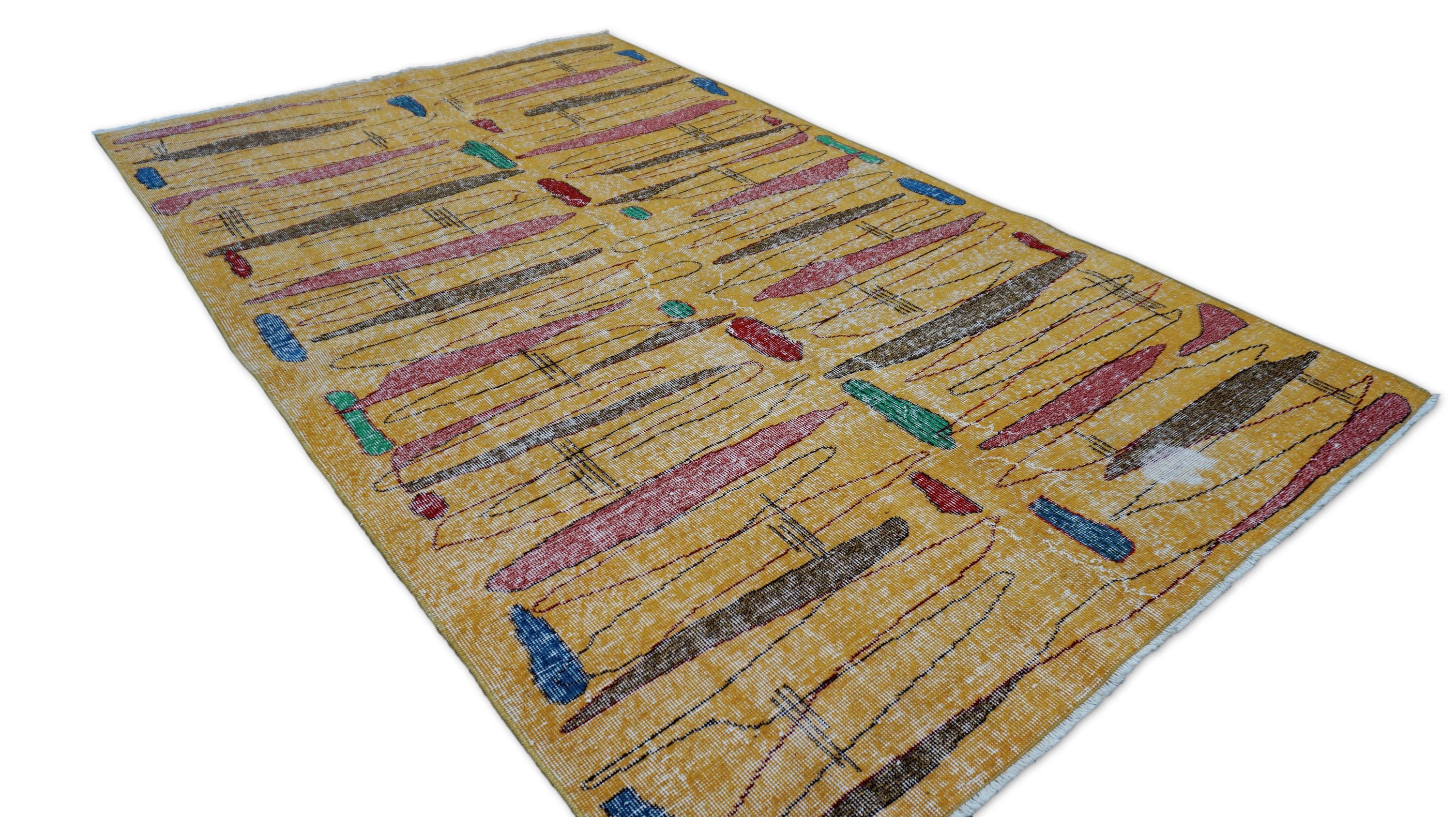 Alfombra Vintage Art Decó de mediados de siglo Zeki Muren de lana amarilla 5'1''x8'6'' Moderno de mediados de siglo en venta