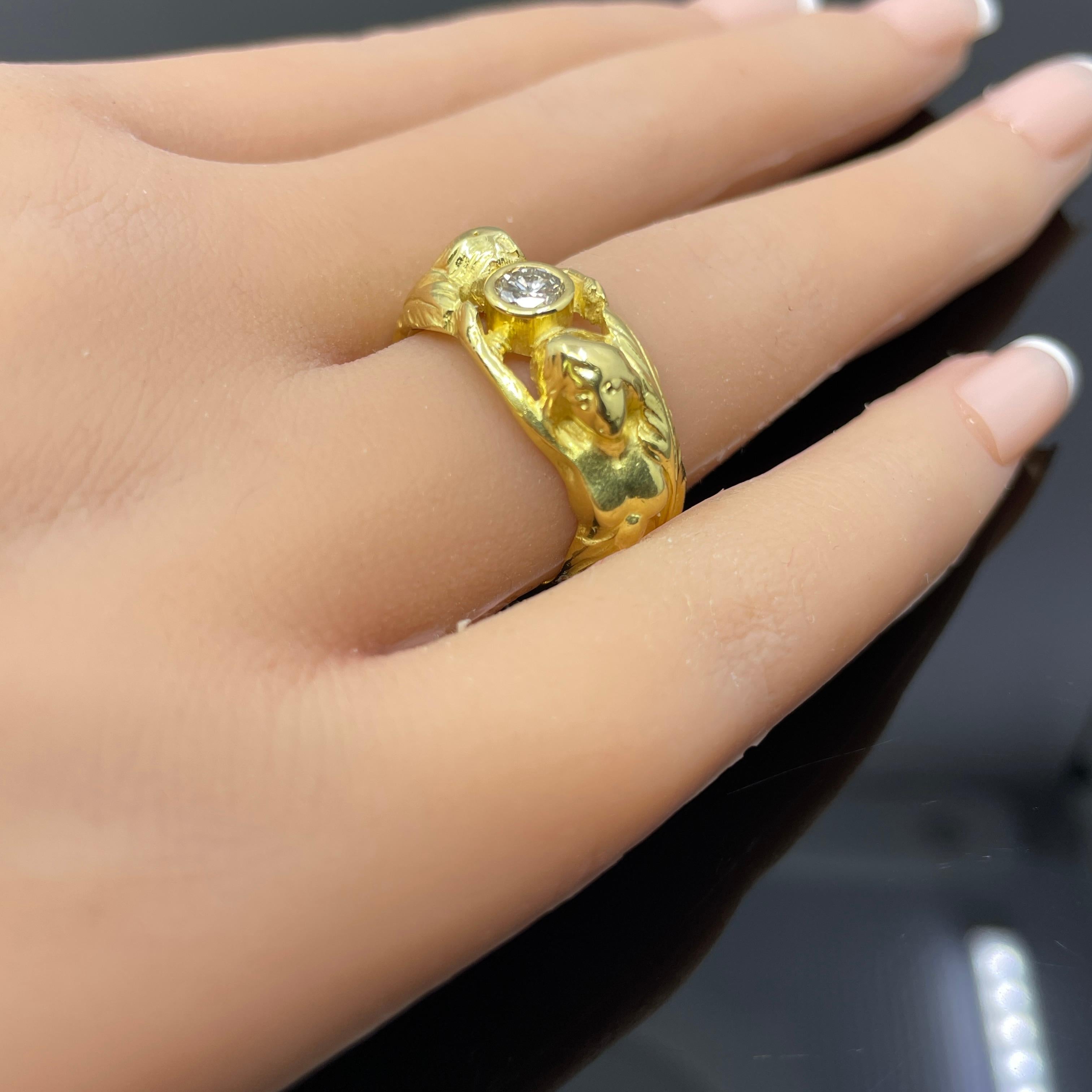 Anello vintage di metà secolo in stile Art Nouveau con nudi da 0,30 carati e diamanti in oro giallo 18 carati in vendita 5