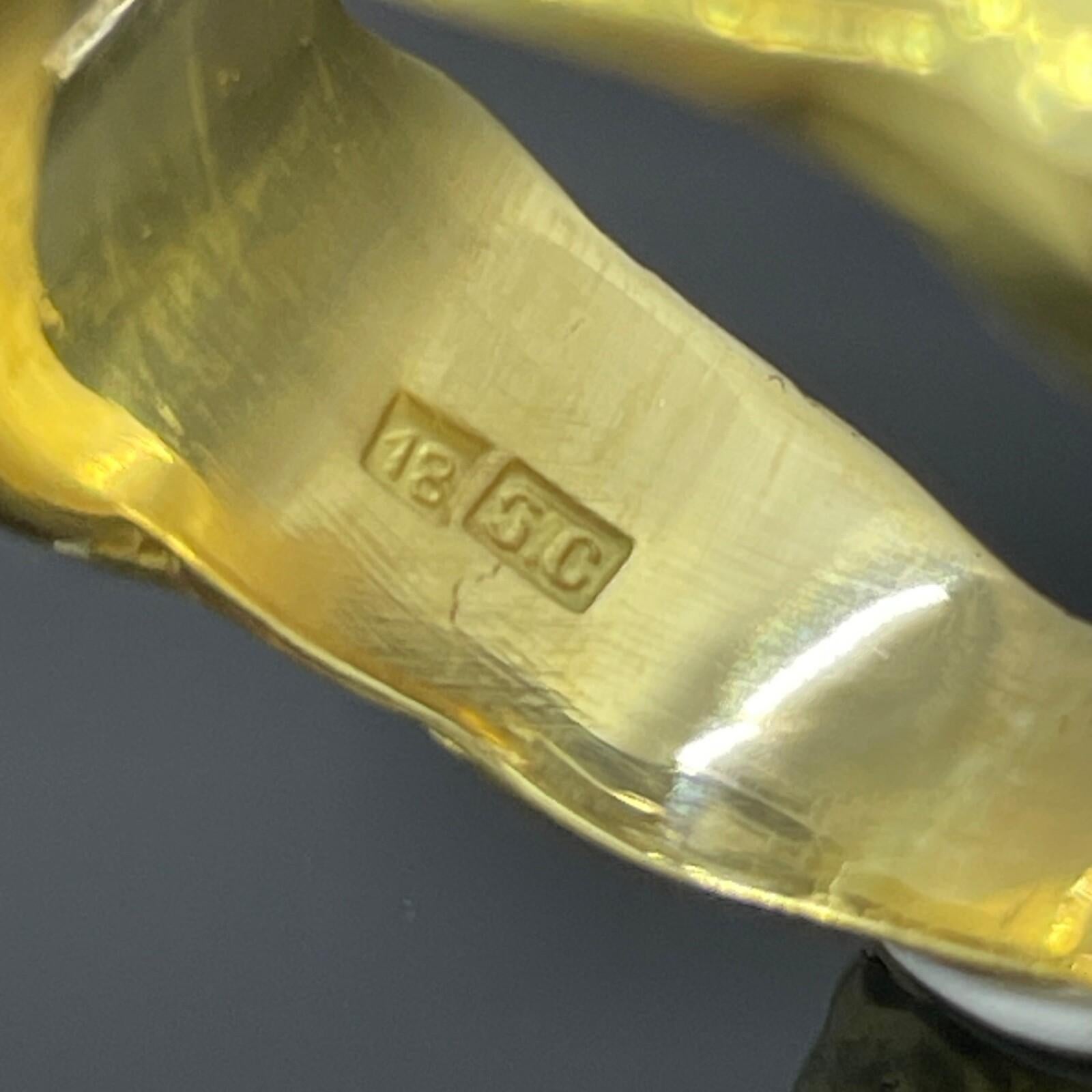 Anello vintage di metà secolo in stile Art Nouveau con nudi da 0,30 carati e diamanti in oro giallo 18 carati in vendita 1
