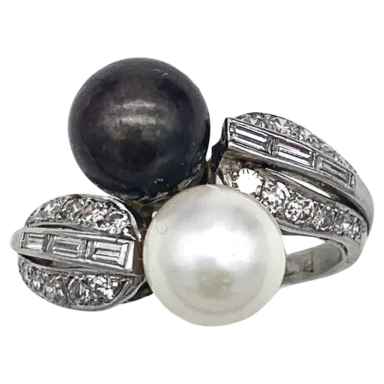 Vintage Mid-Century Baguette Diamond Toi Et Moi Statement Ring Cultured Pearls  For Sale