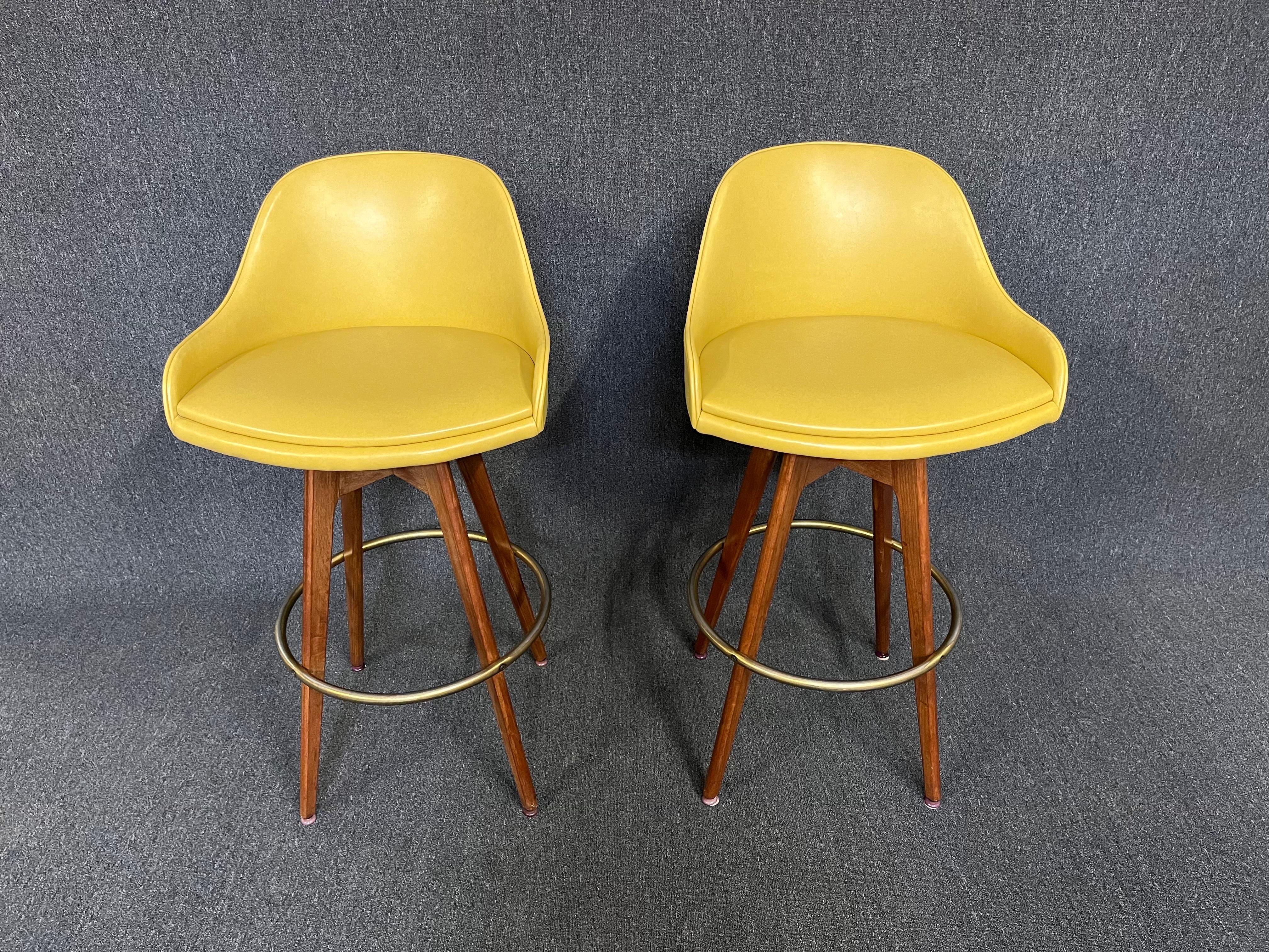 Vintage Mid Century Bar Stools by Chet Beardsley In Good Condition For Sale In San Marcos, CA