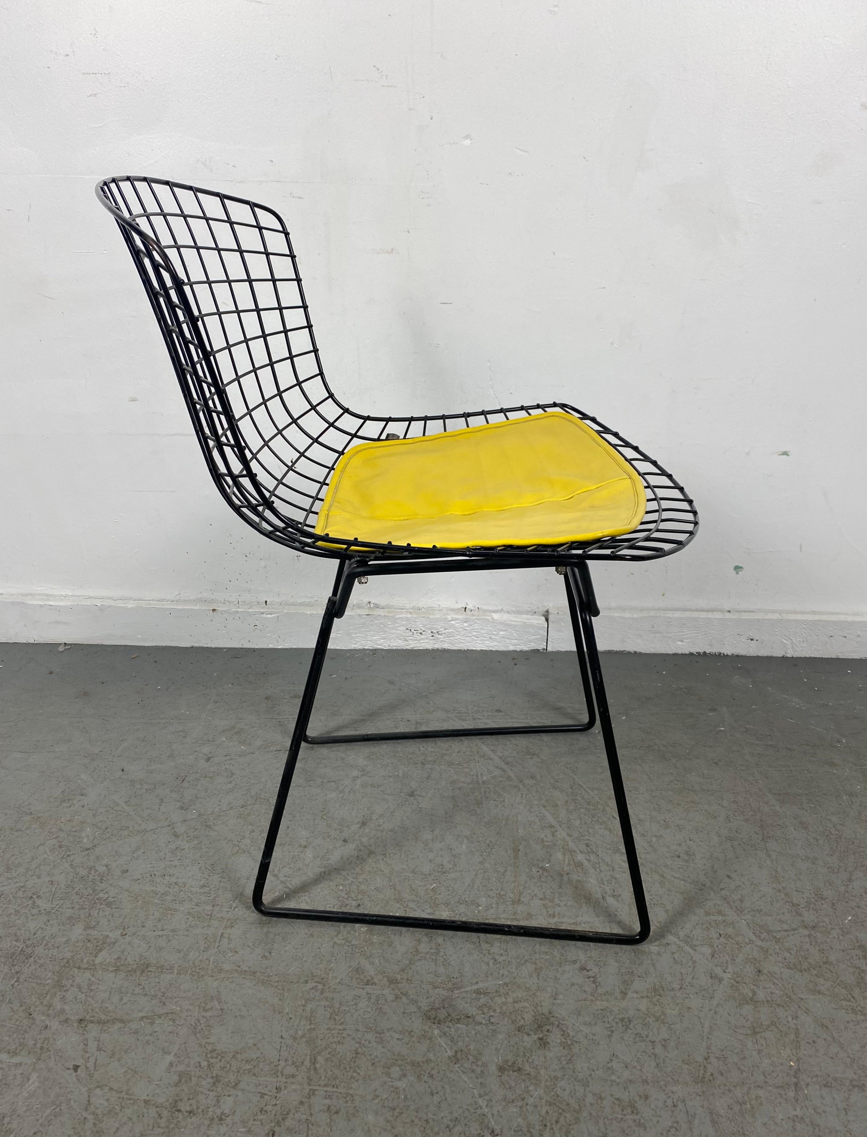 Mid-Century Modern Vintage Mid-Century Black Knoll Bertoia Side Chair, Original Yellow Seat Pad