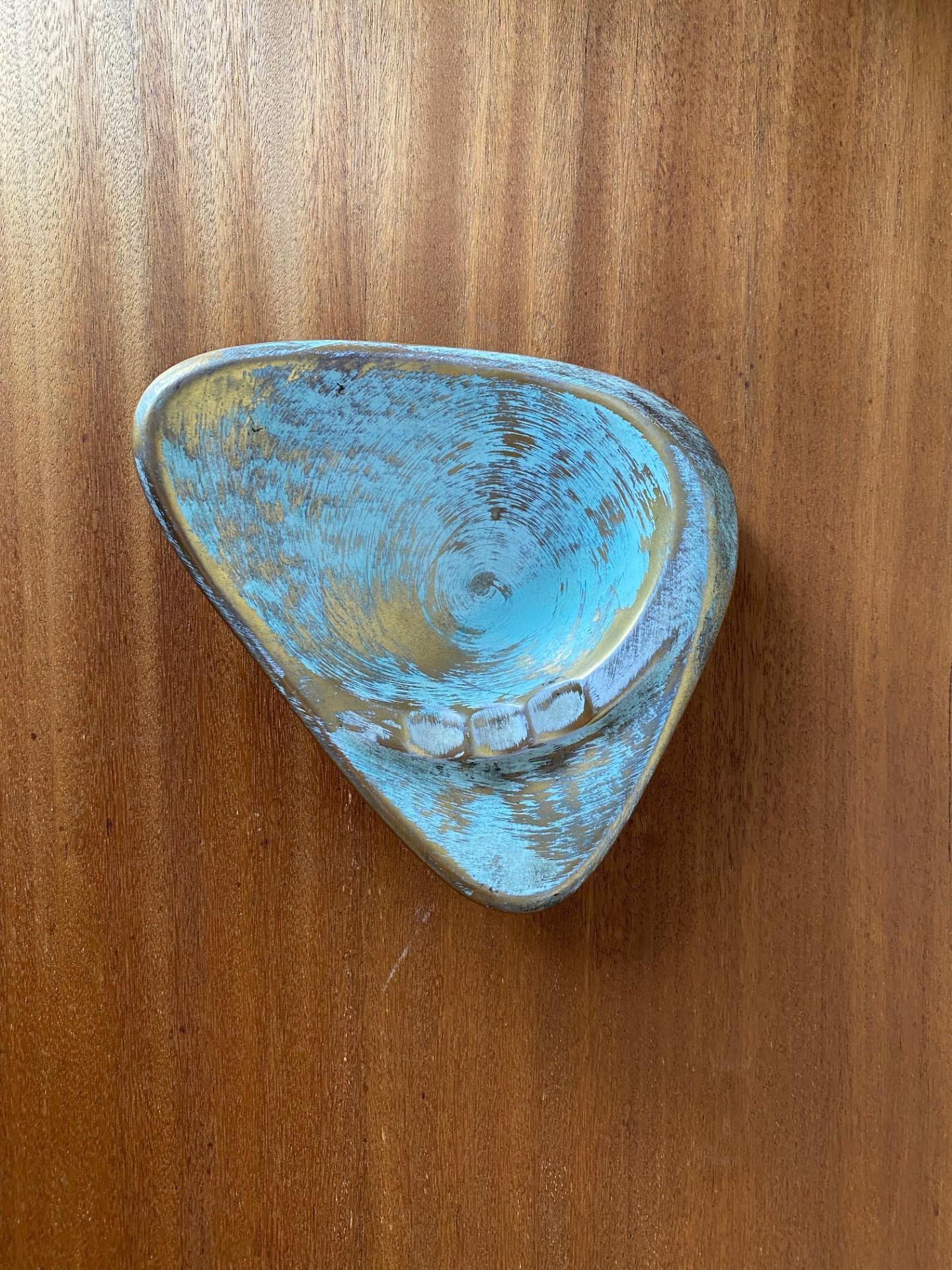 Vintage Mid Century Boomerang Ashtray by Stangl Pottery In Good Condition For Sale In San Diego, CA