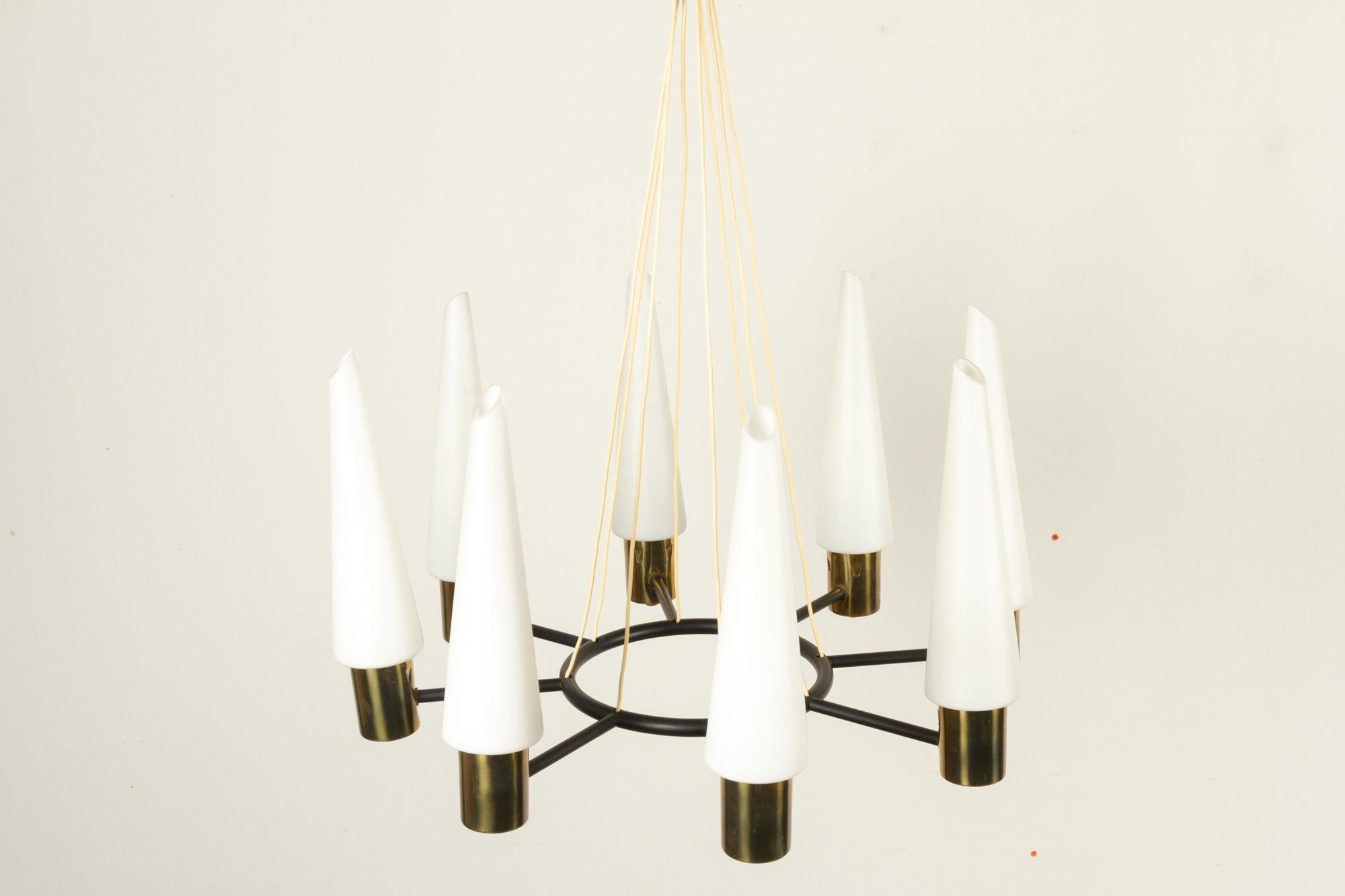 Vintage Midcentury Brass Chandelier with Opal Glass Shades, 1960s For Sale 5