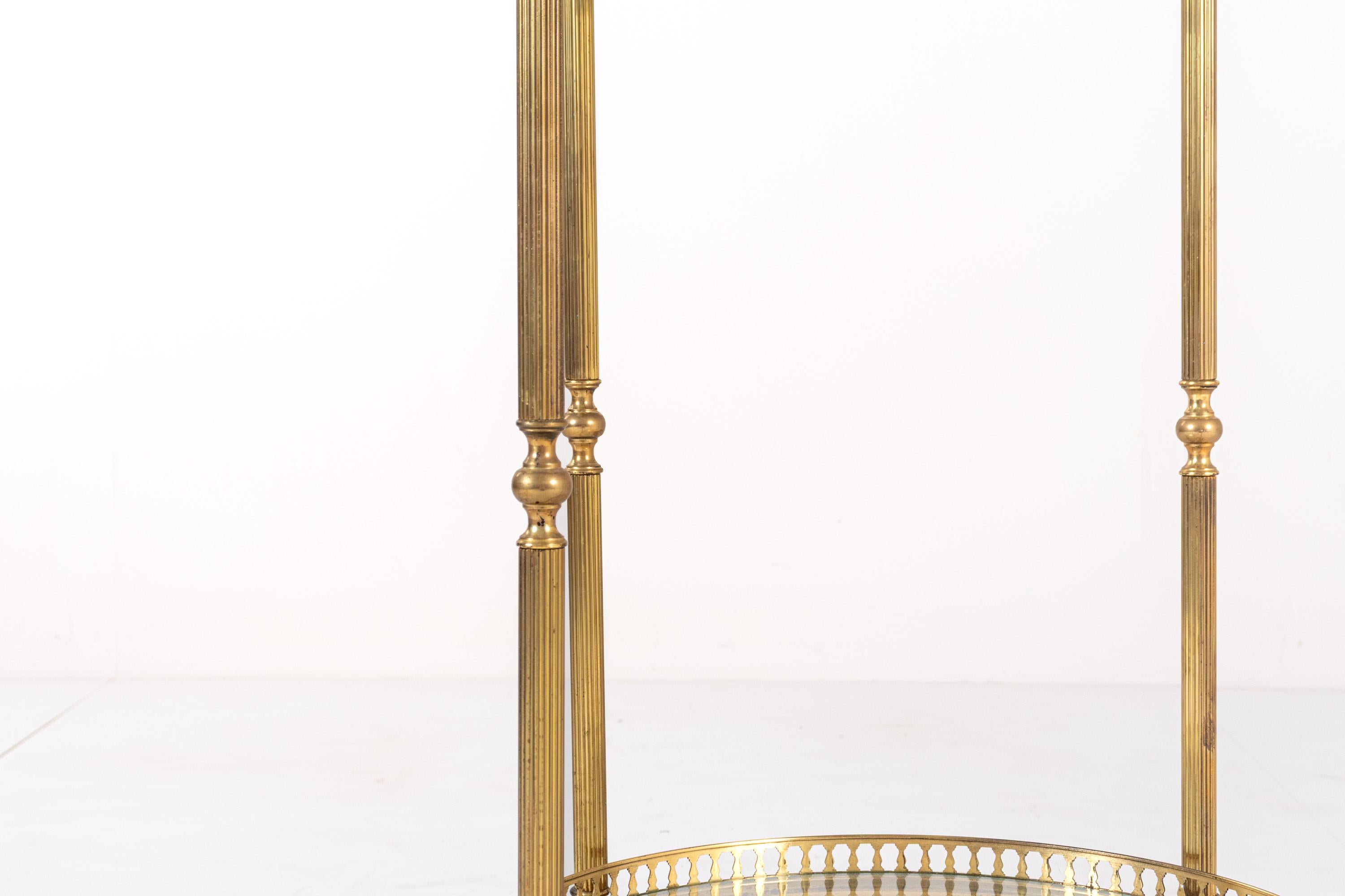 Vintage Mid-Century Brass & Glass Bar Cart, Hollywood Regency Serving Cart In Good Condition For Sale In BERKEL EN RODENRIJS, NL