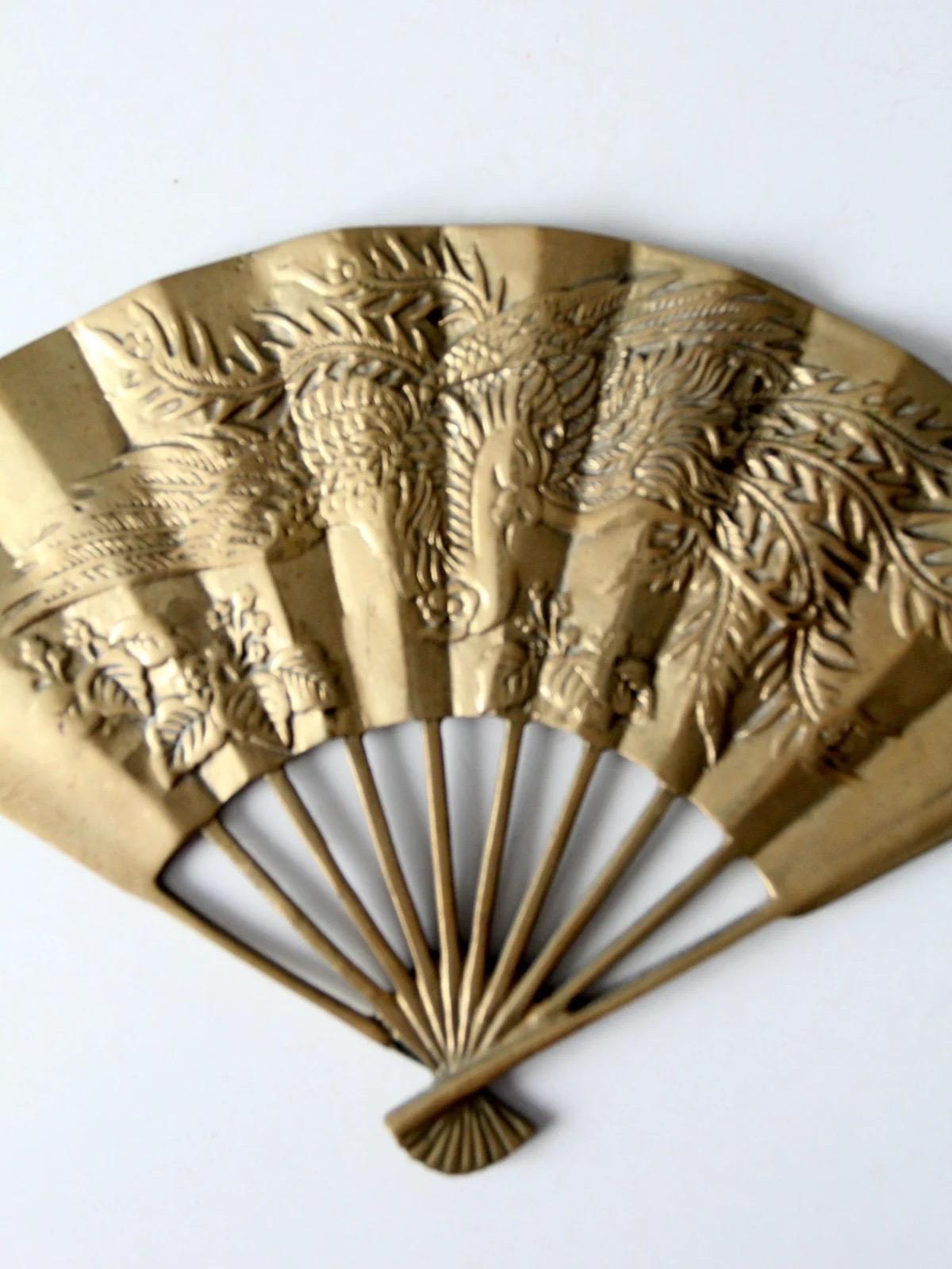 Vintage Mid-Century Brass Japanese Hand Fan Brass Wall Decor Art Paperweight For Sale 10