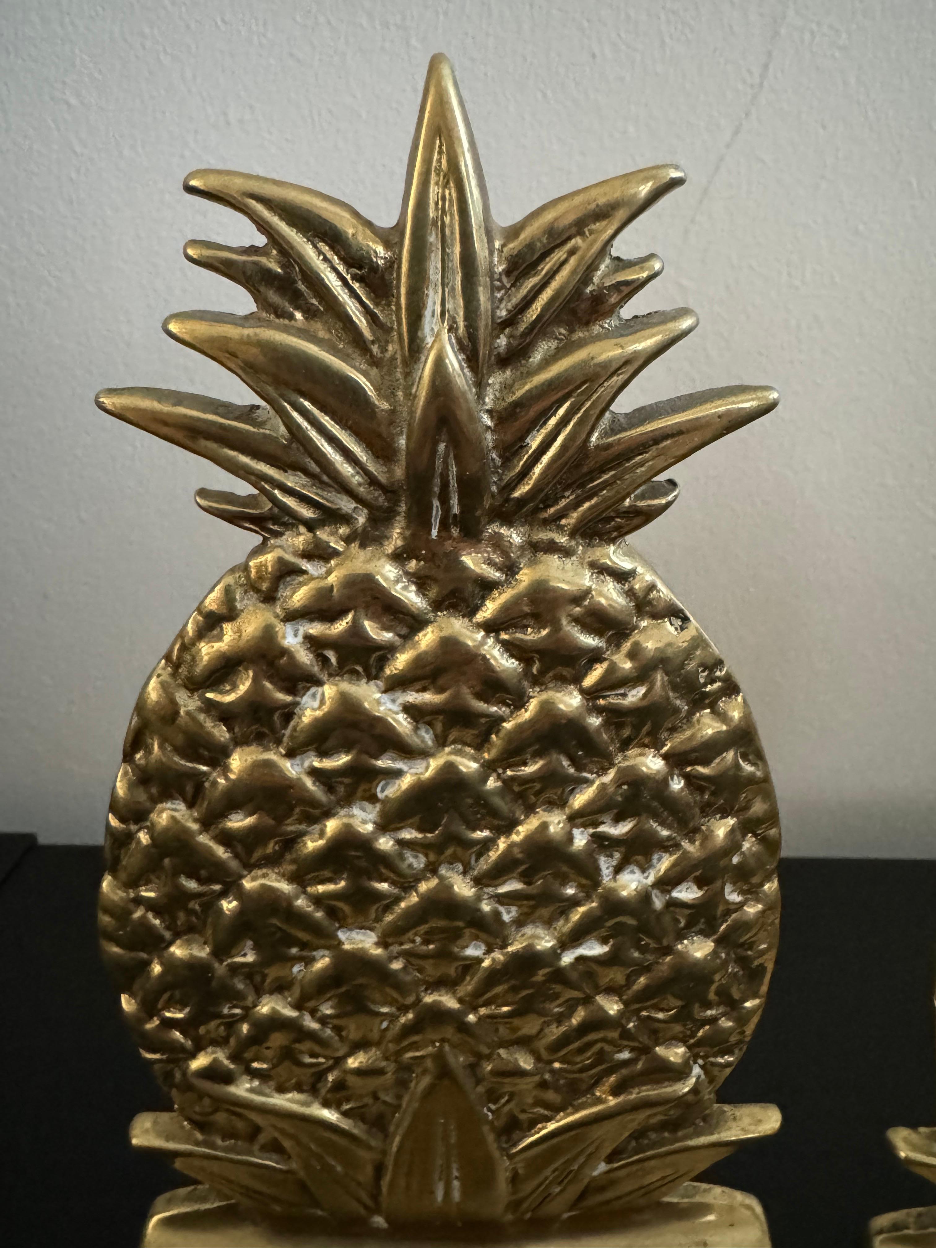 Vintage Mid Century Brass Pineapple Bookends In Good Condition In San Carlos, CA