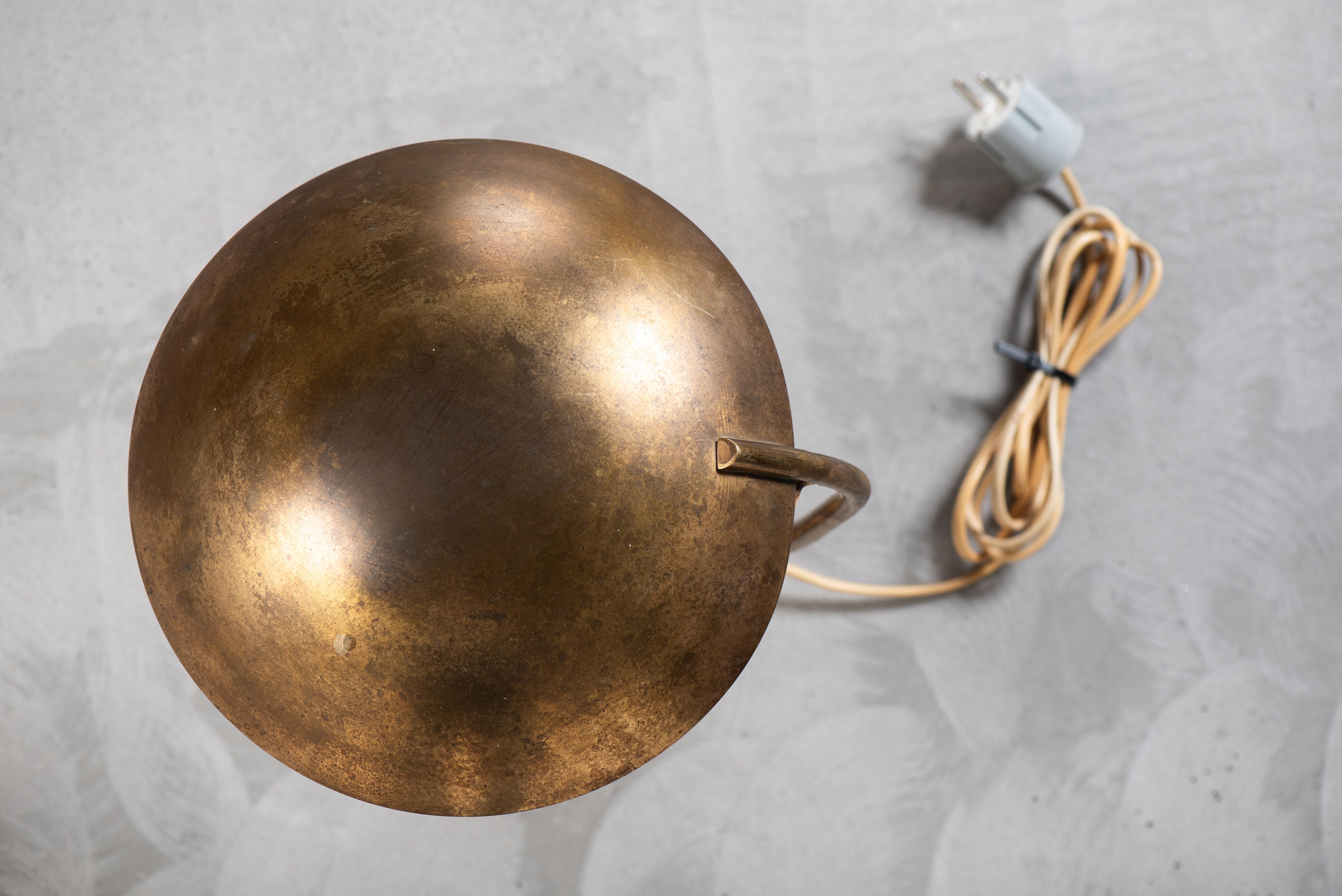 Lampe de table vintage en laiton du milieu du siècle pour Itsu, Finlande, années 1950 en vente 5