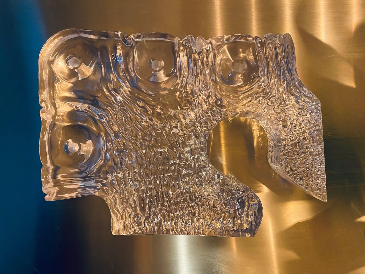 Brutalistische Freiform-Skulptur aus Lucite aus der Mitte des Jahrhunderts im Angebot 6