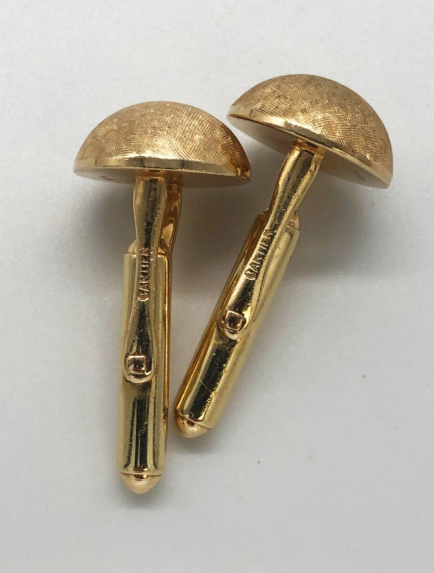 Vintage Mid Century Cartier Brushed Gold Cufflinks In Excellent Condition For Sale In Van Nuys, CA